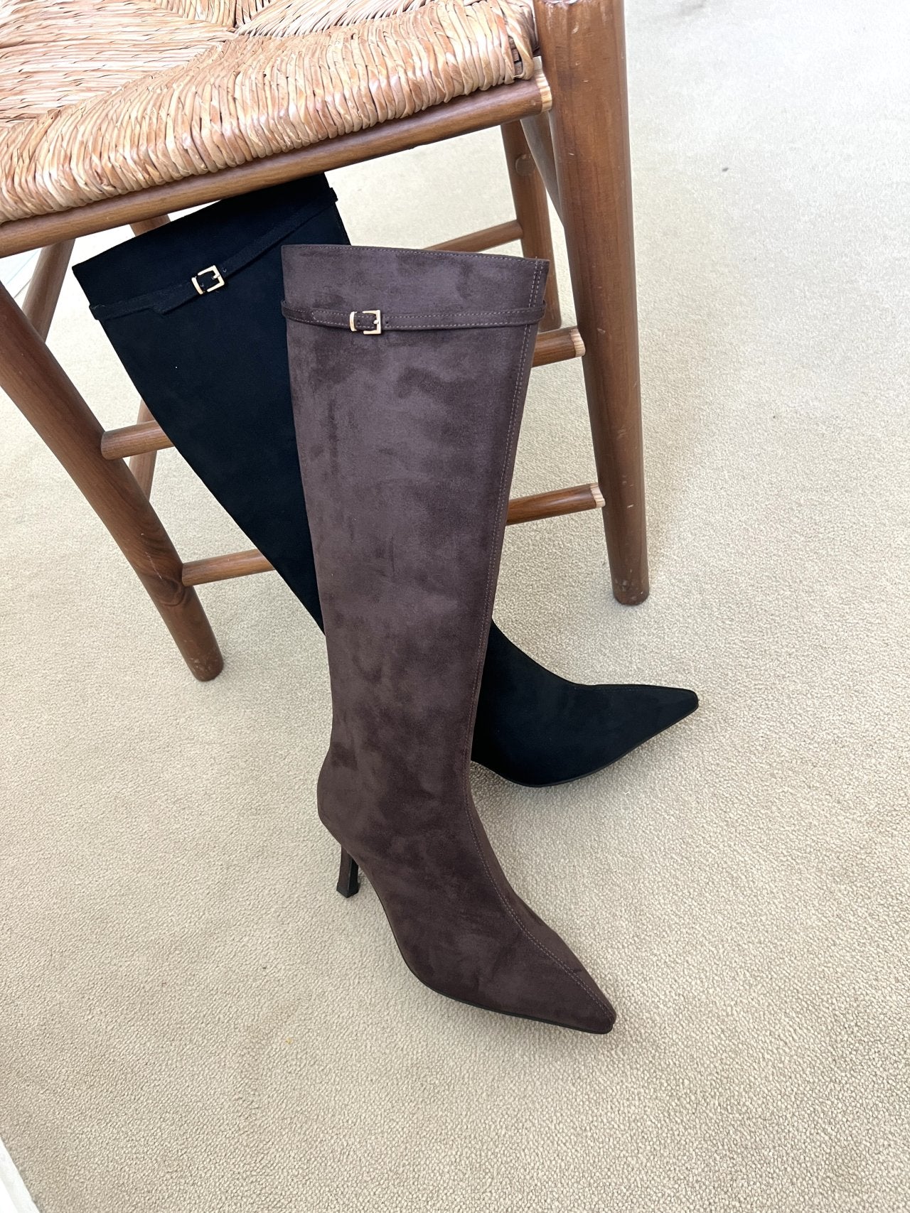 Suede 7cm long boots