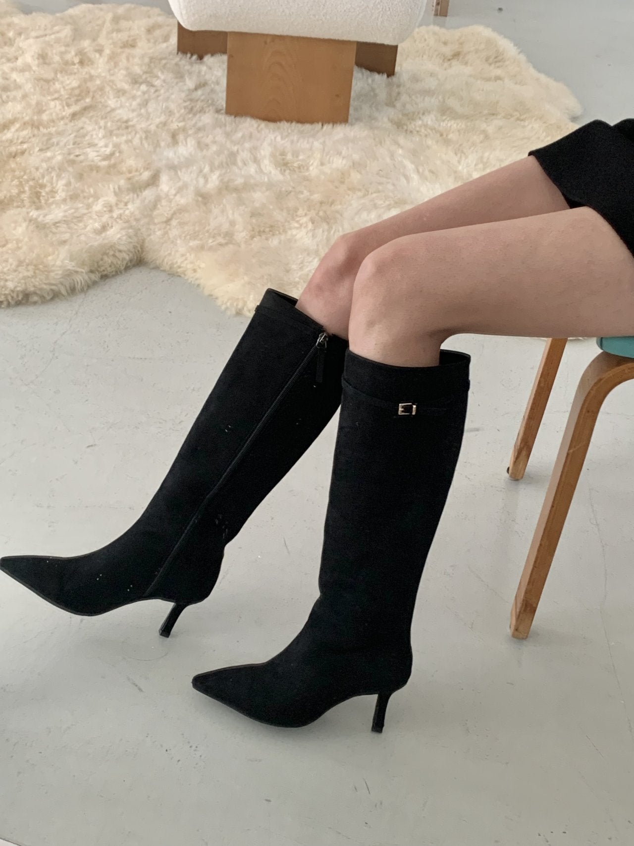 Suede 7cm long boots