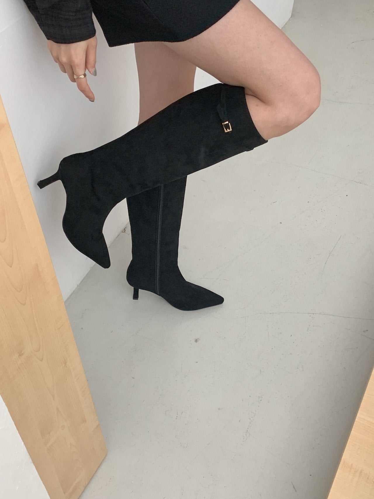 Suede 7cm long boots