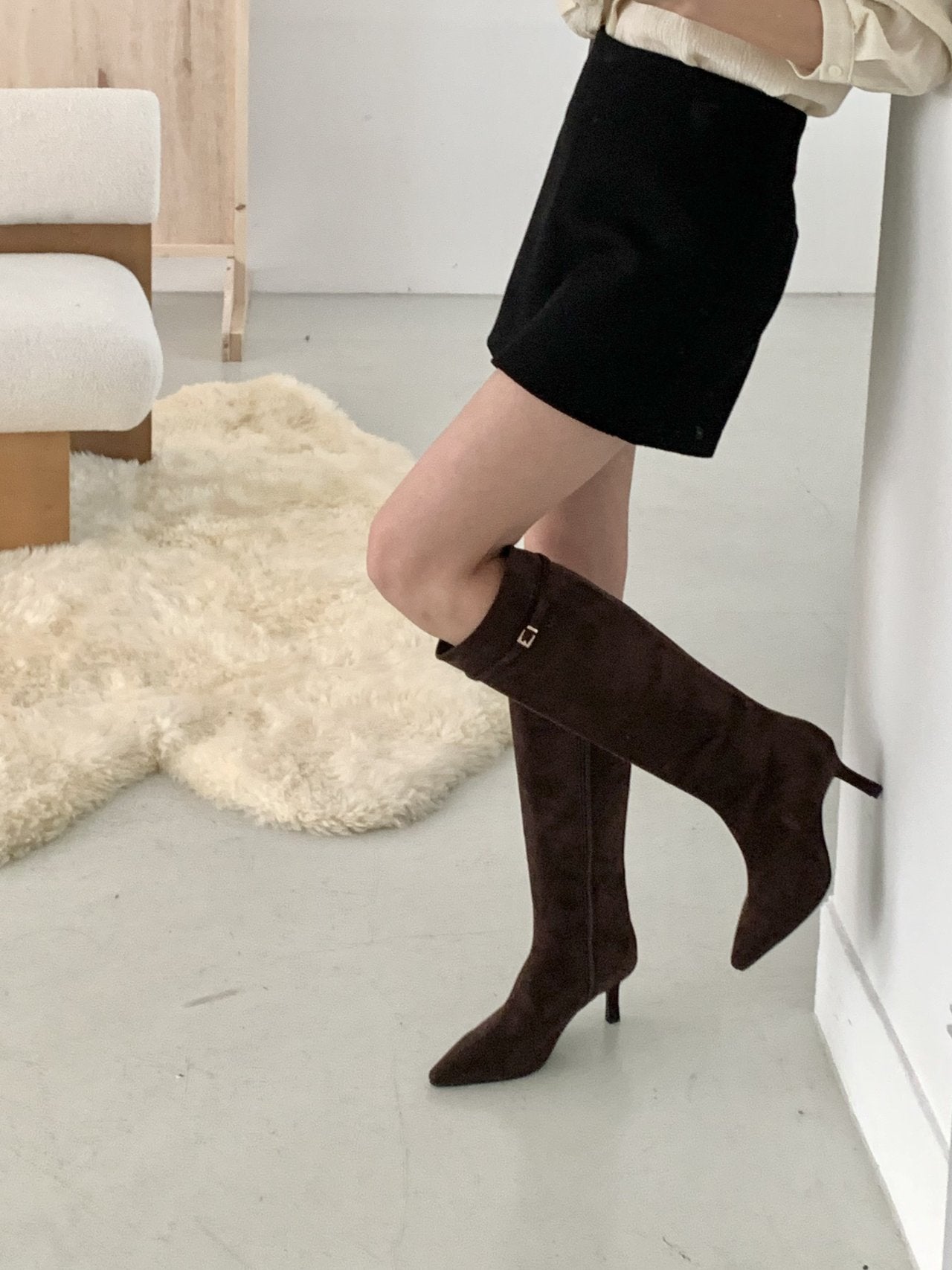 Suede 7cm long boots