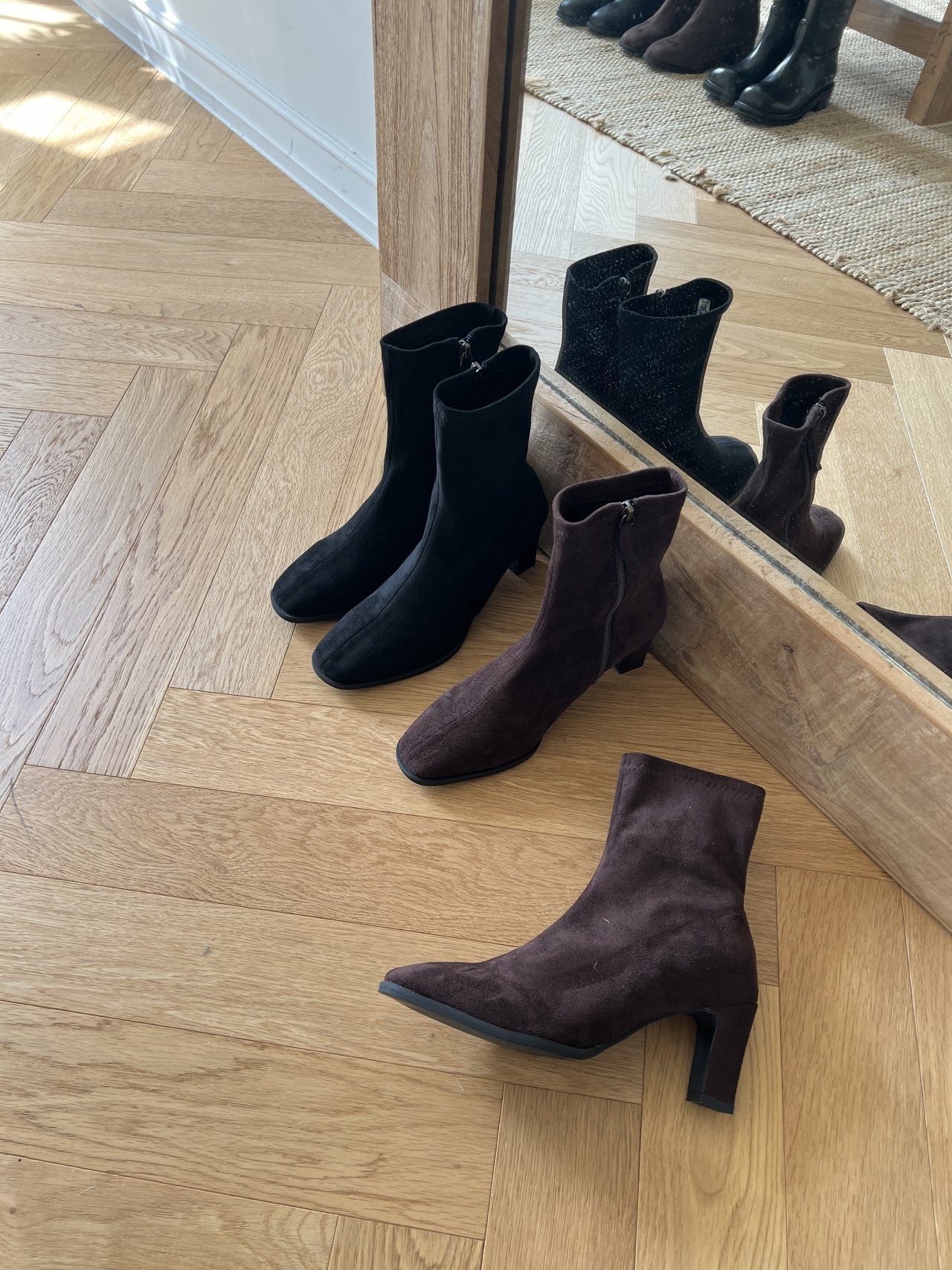 Suede Round 7cm Ankle Boots