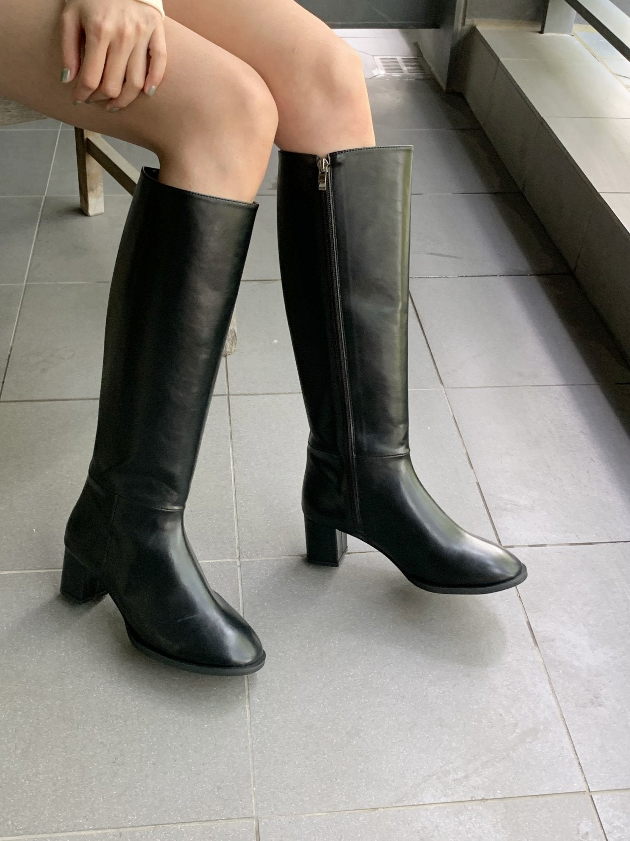 side incision simple 6cm long boot