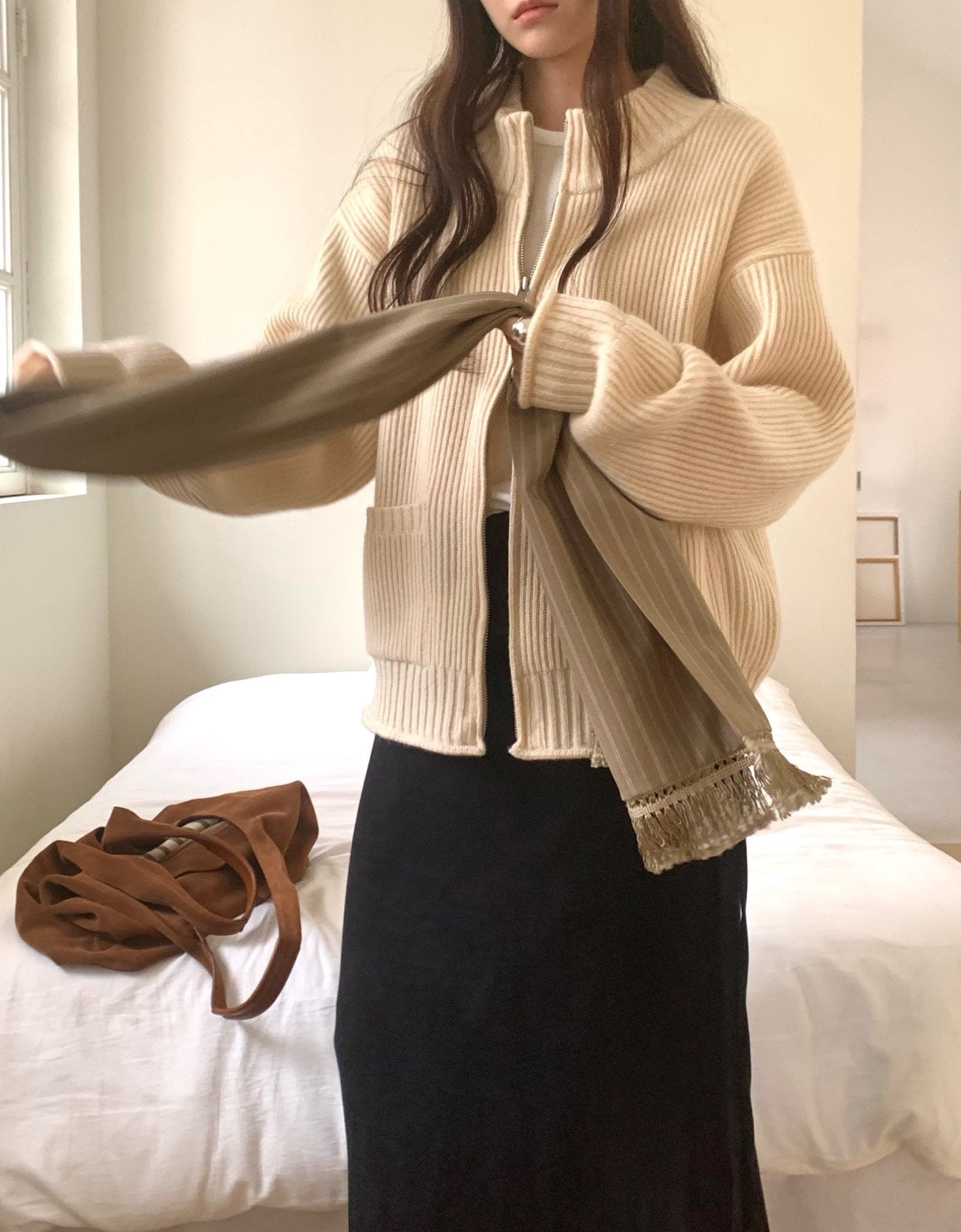 deondo yak pocket zip-up-3col