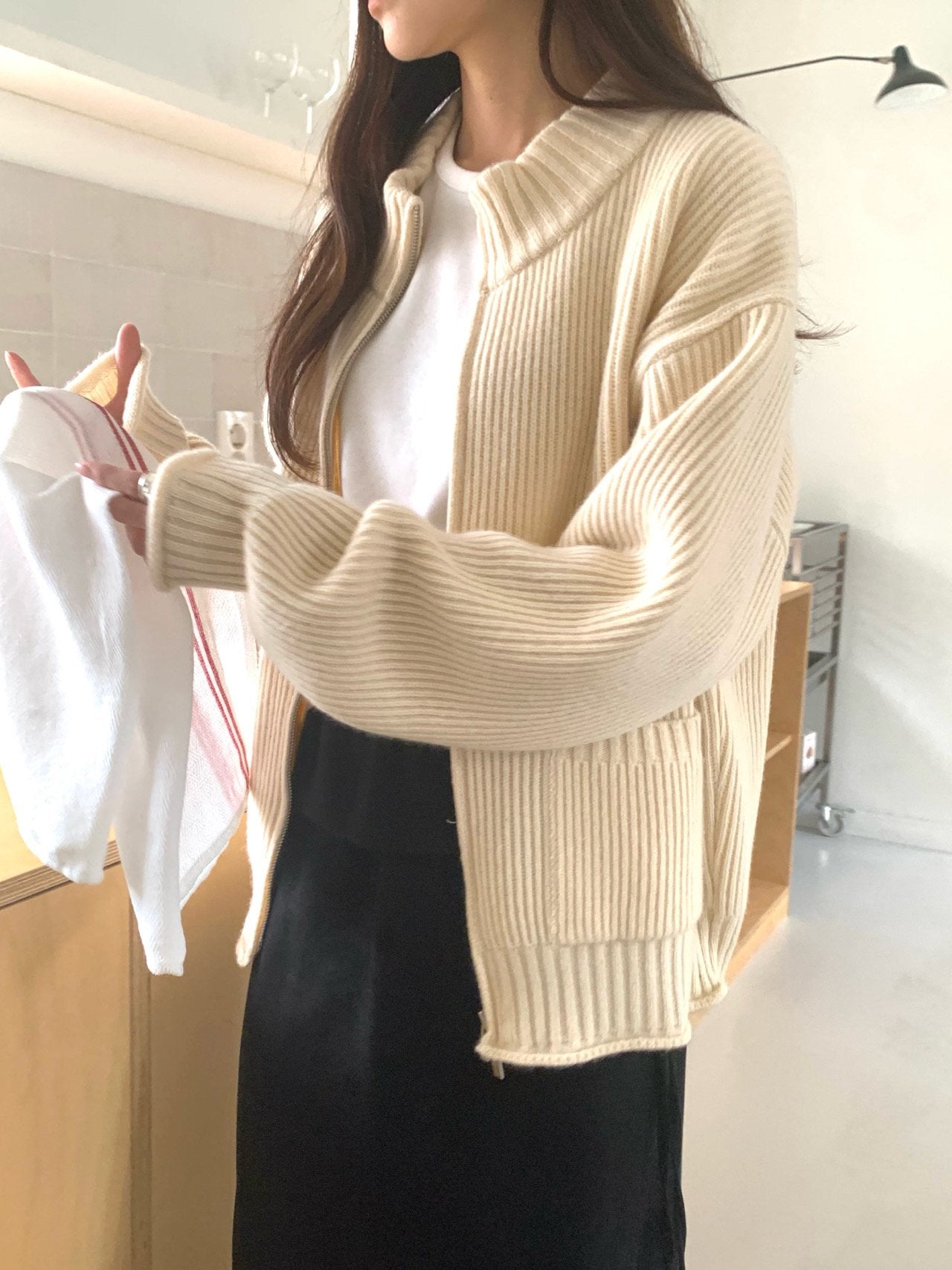 deondo yak pocket zip-up-3col