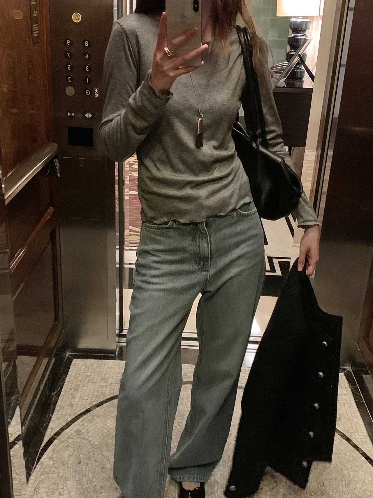 Maren round-beck frill T-2col