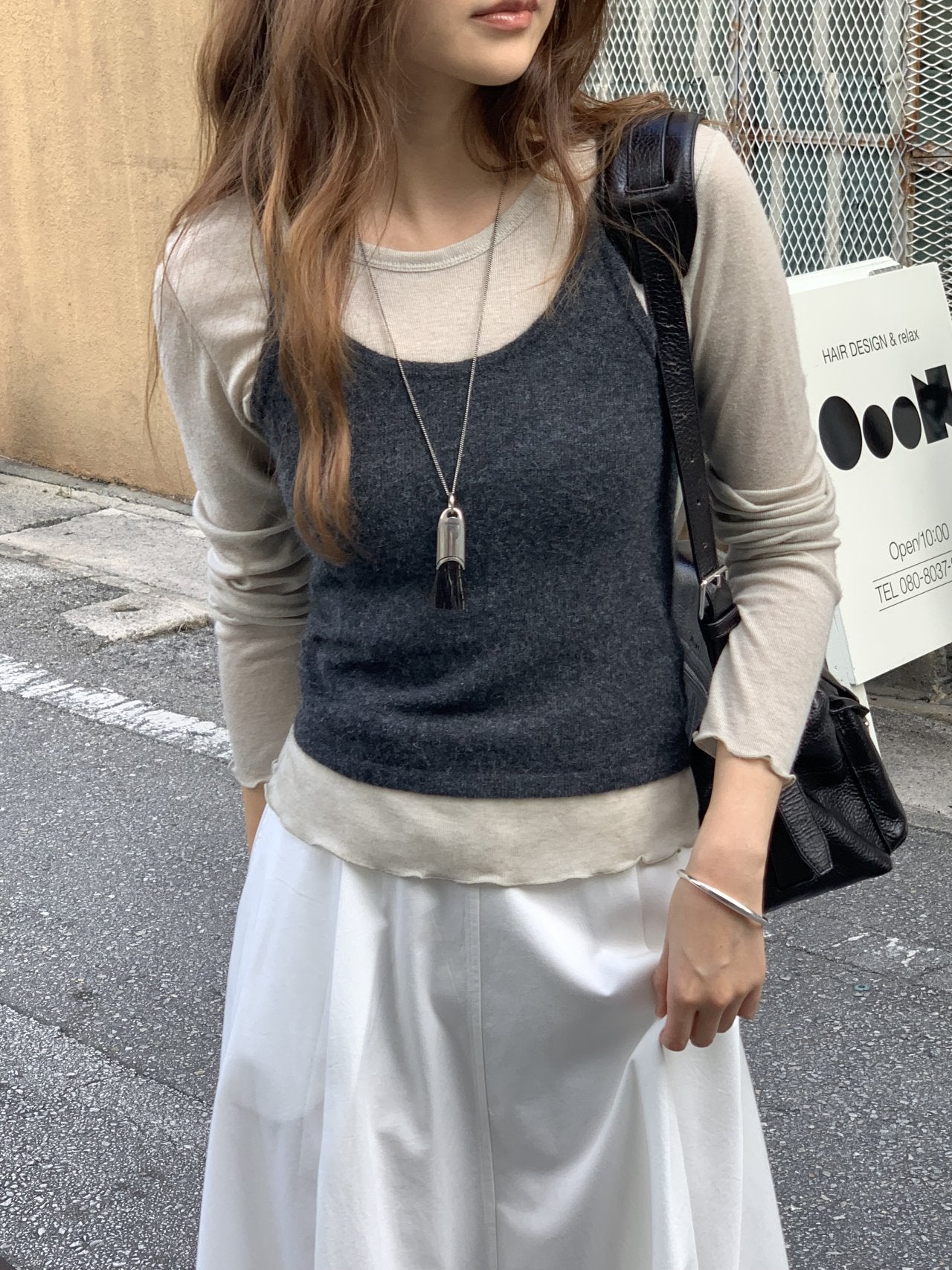 Maren round-beck frill T-2col