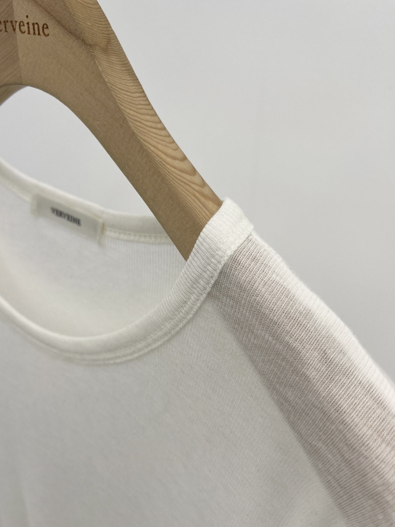 Maren round-beck frill T-2col