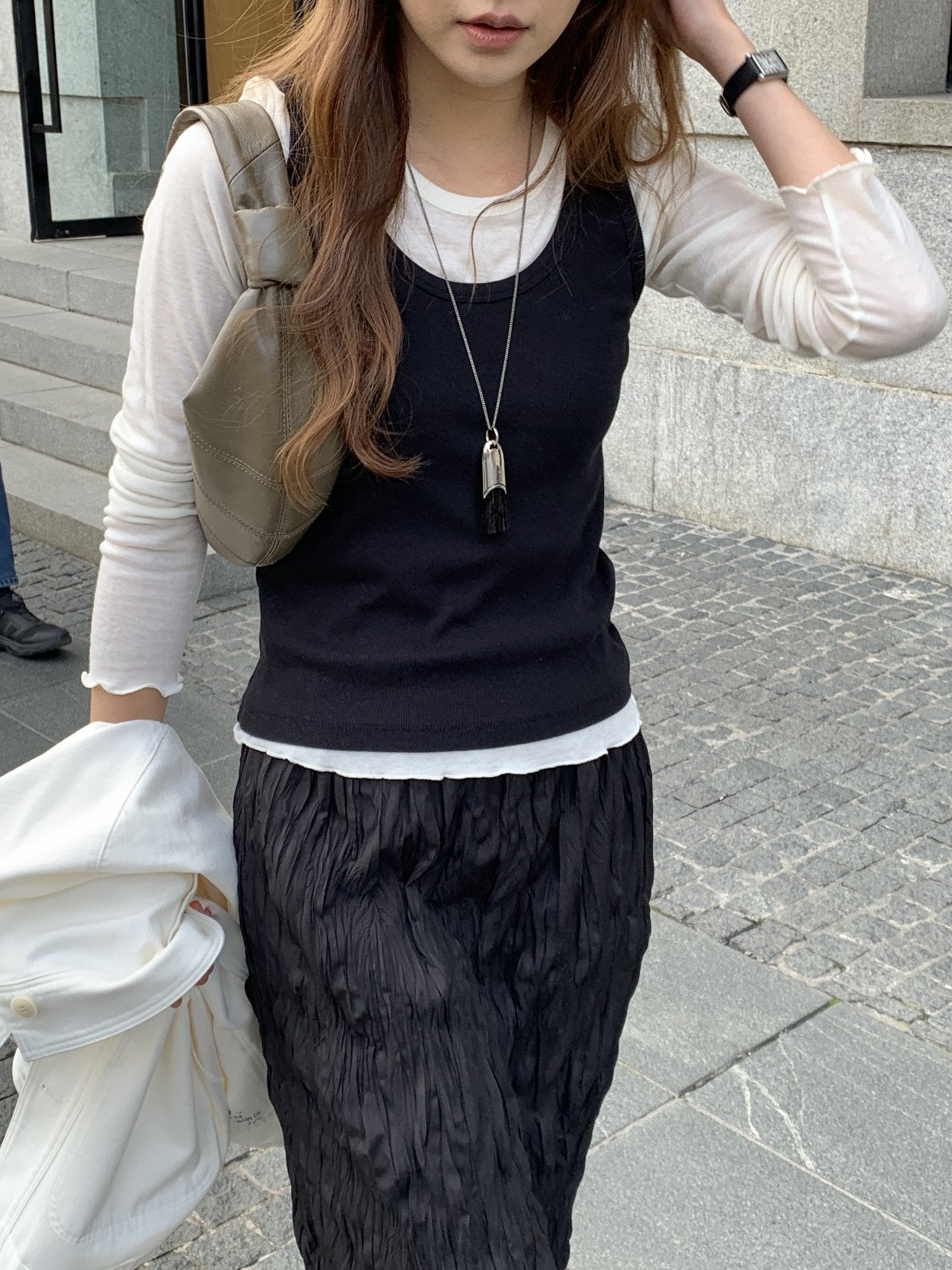 Maren round-beck frill T-2col