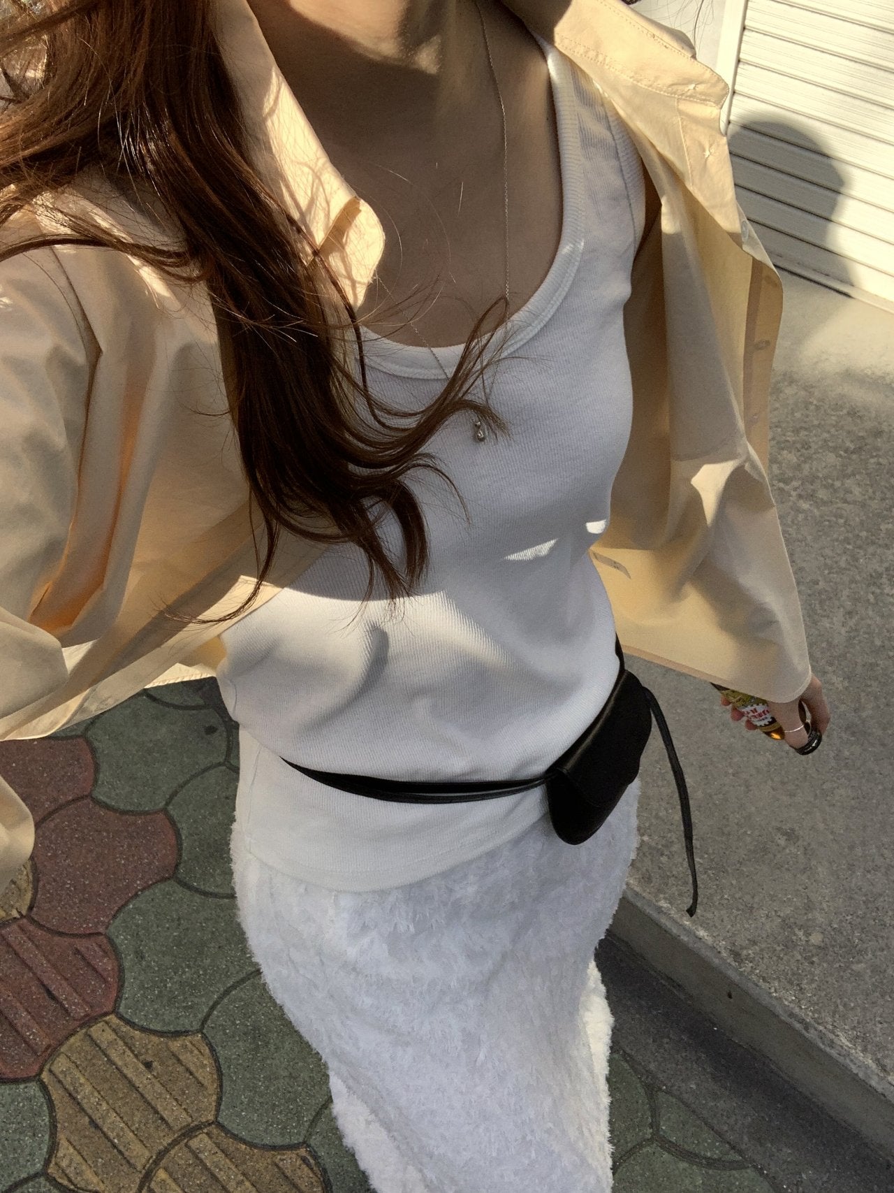 Line U-neck sleeveless-4col