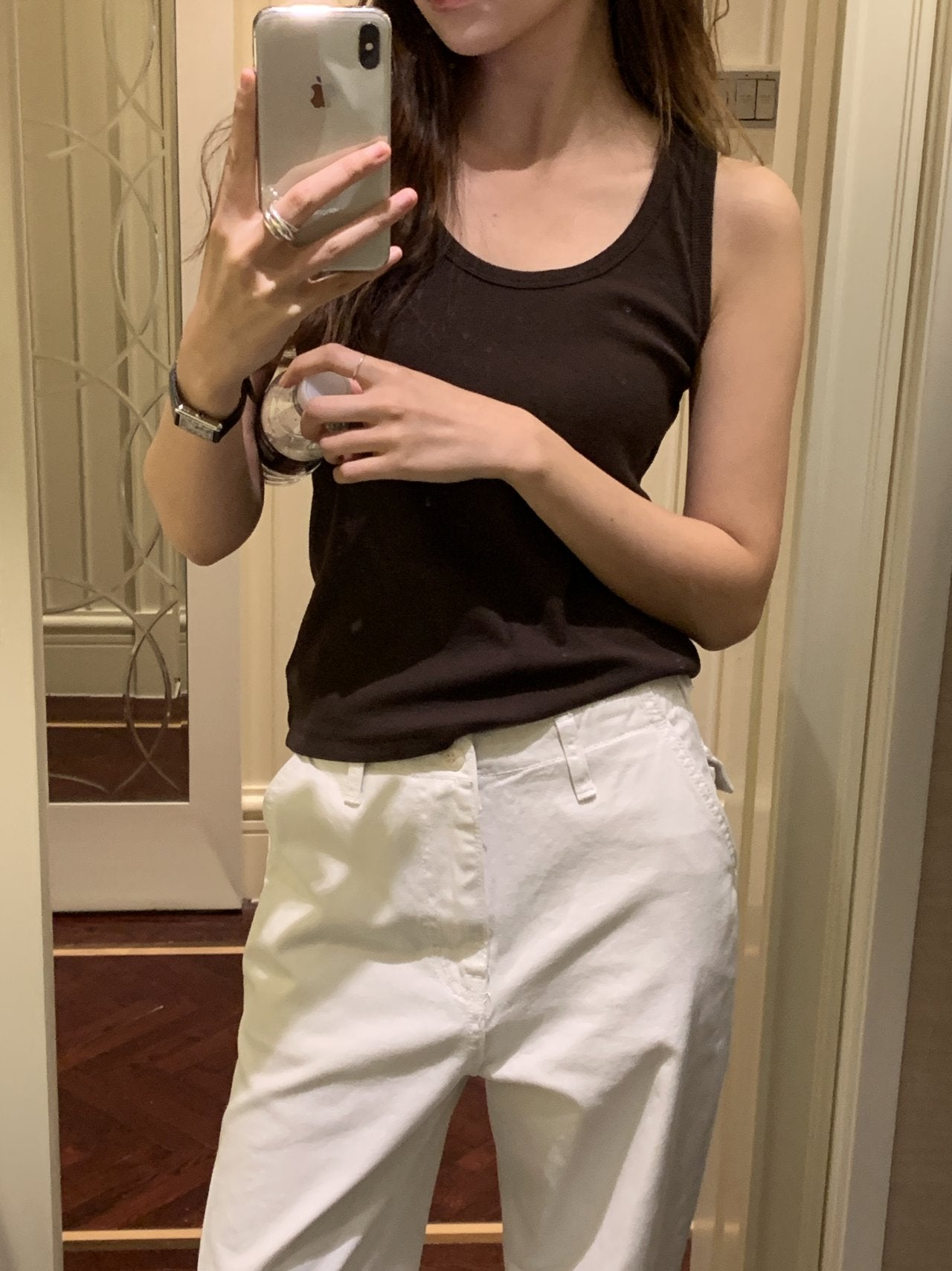 Line U-neck sleeveless-4col