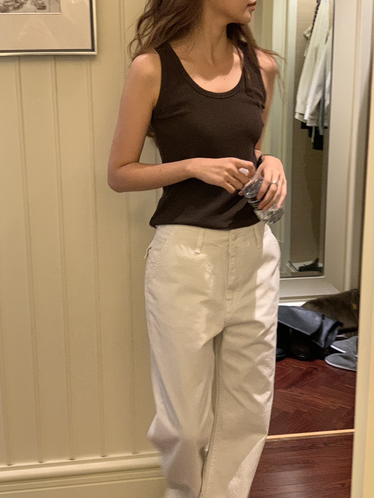 Line U-neck sleeveless-4col