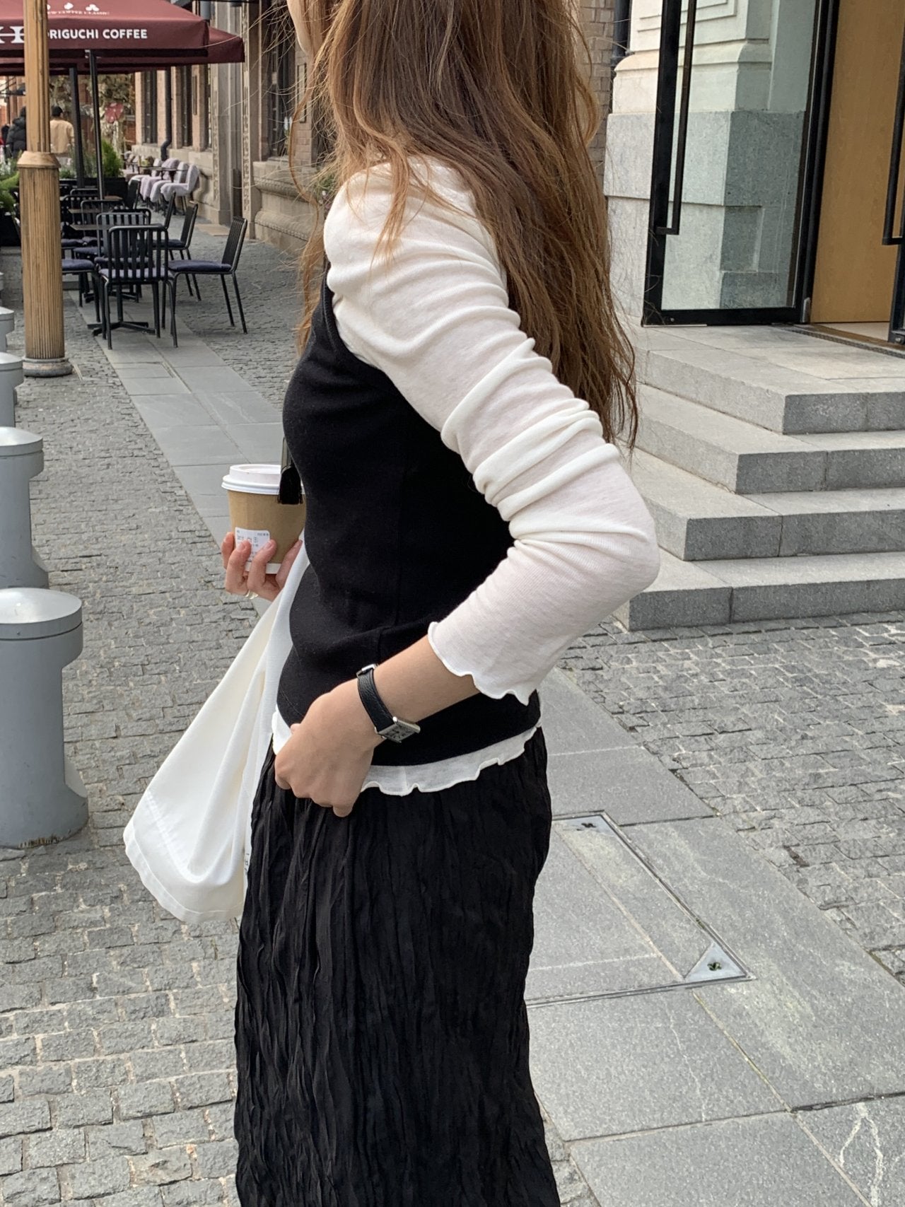 Line U-neck sleeveless-4col