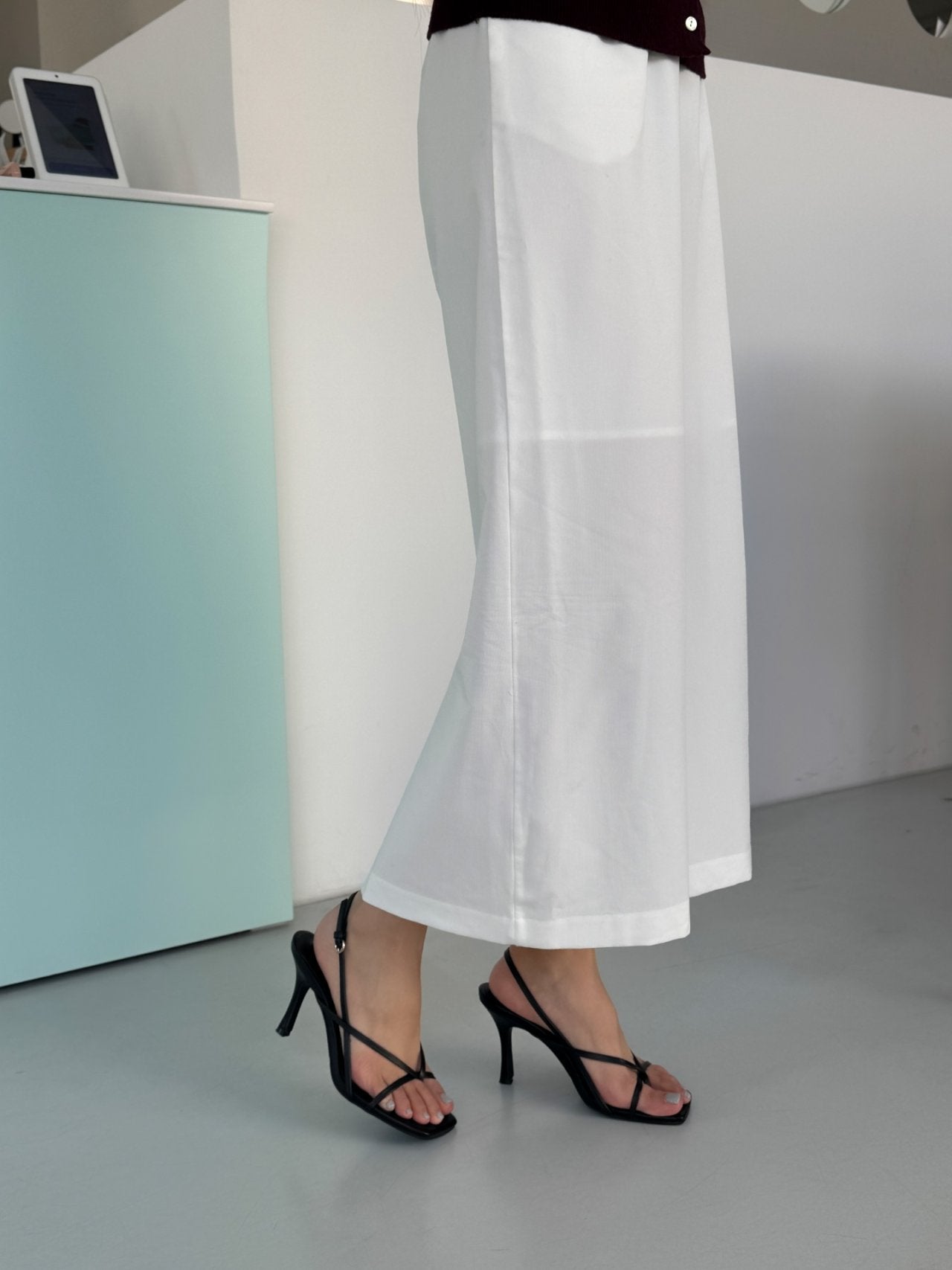 Feminine Strap Heels Sandals