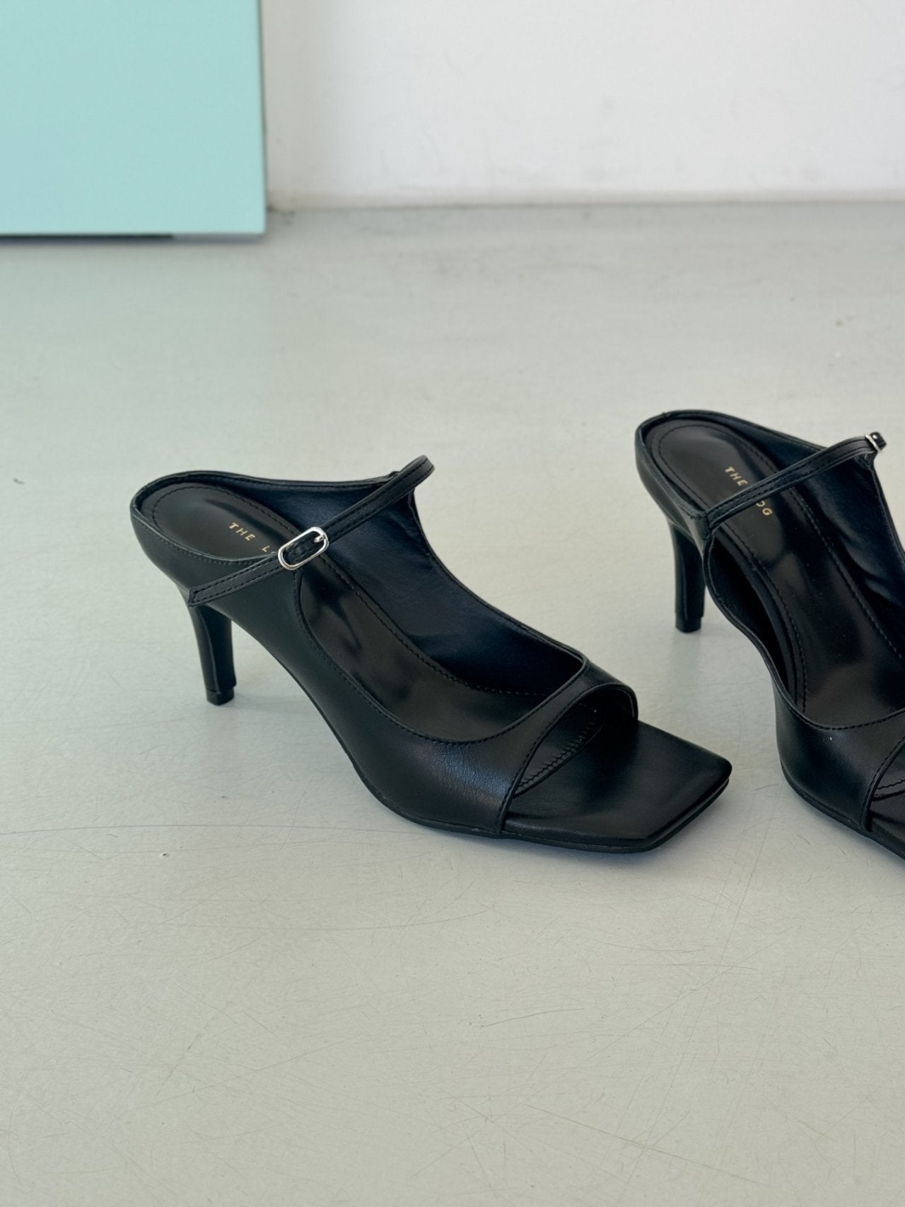Square Strap Half Mule
