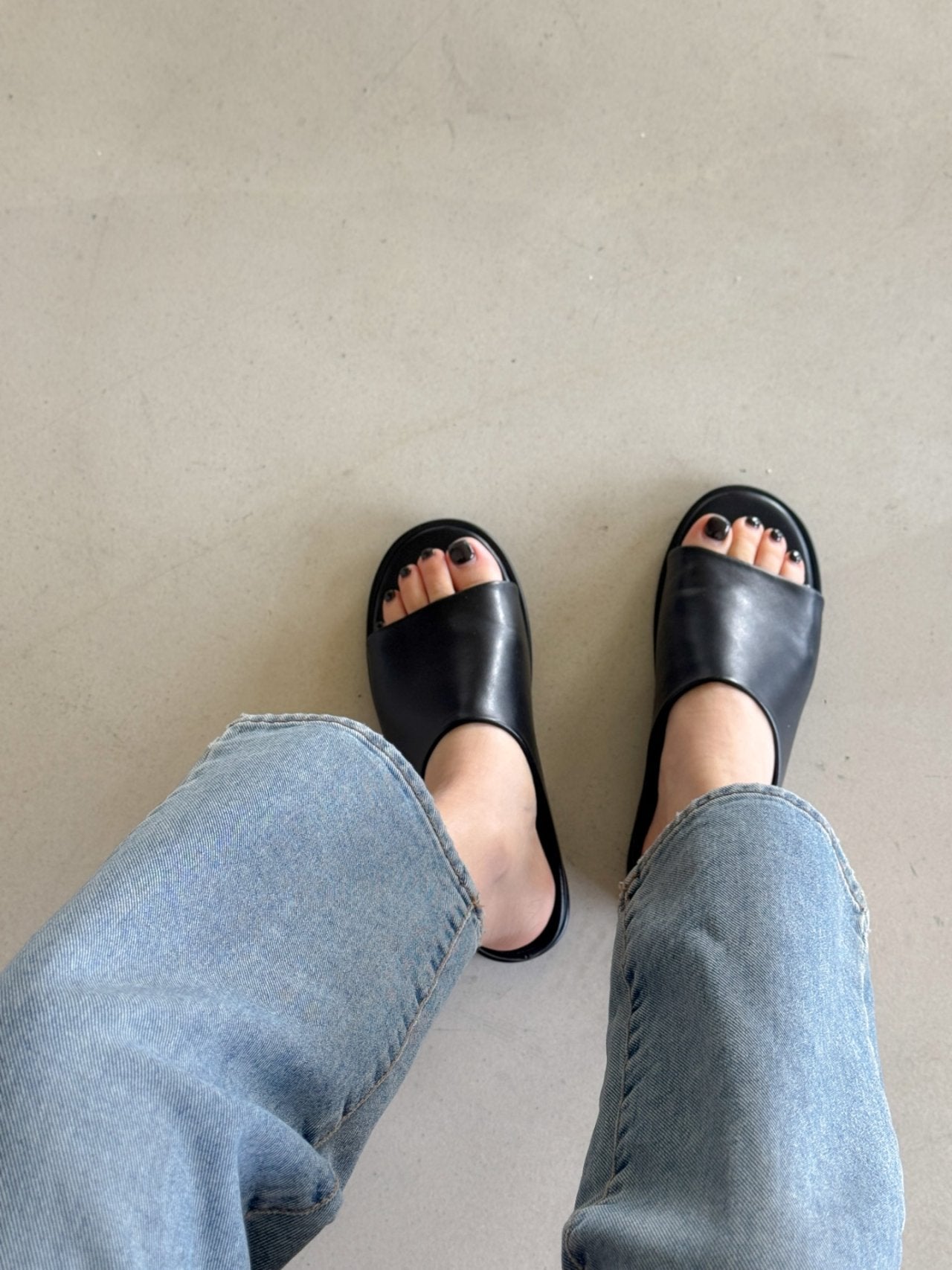 Daily Simple Slippers