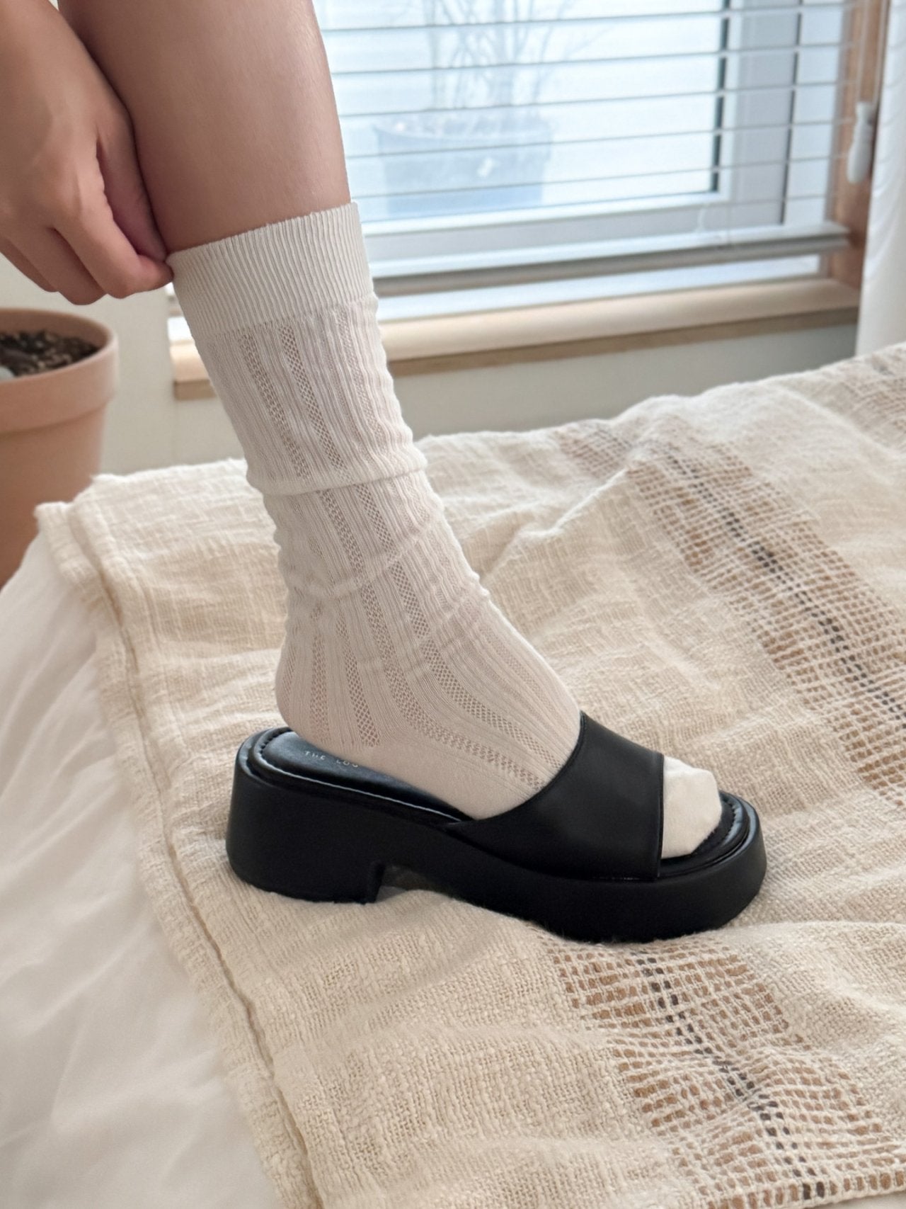 hoop slippers