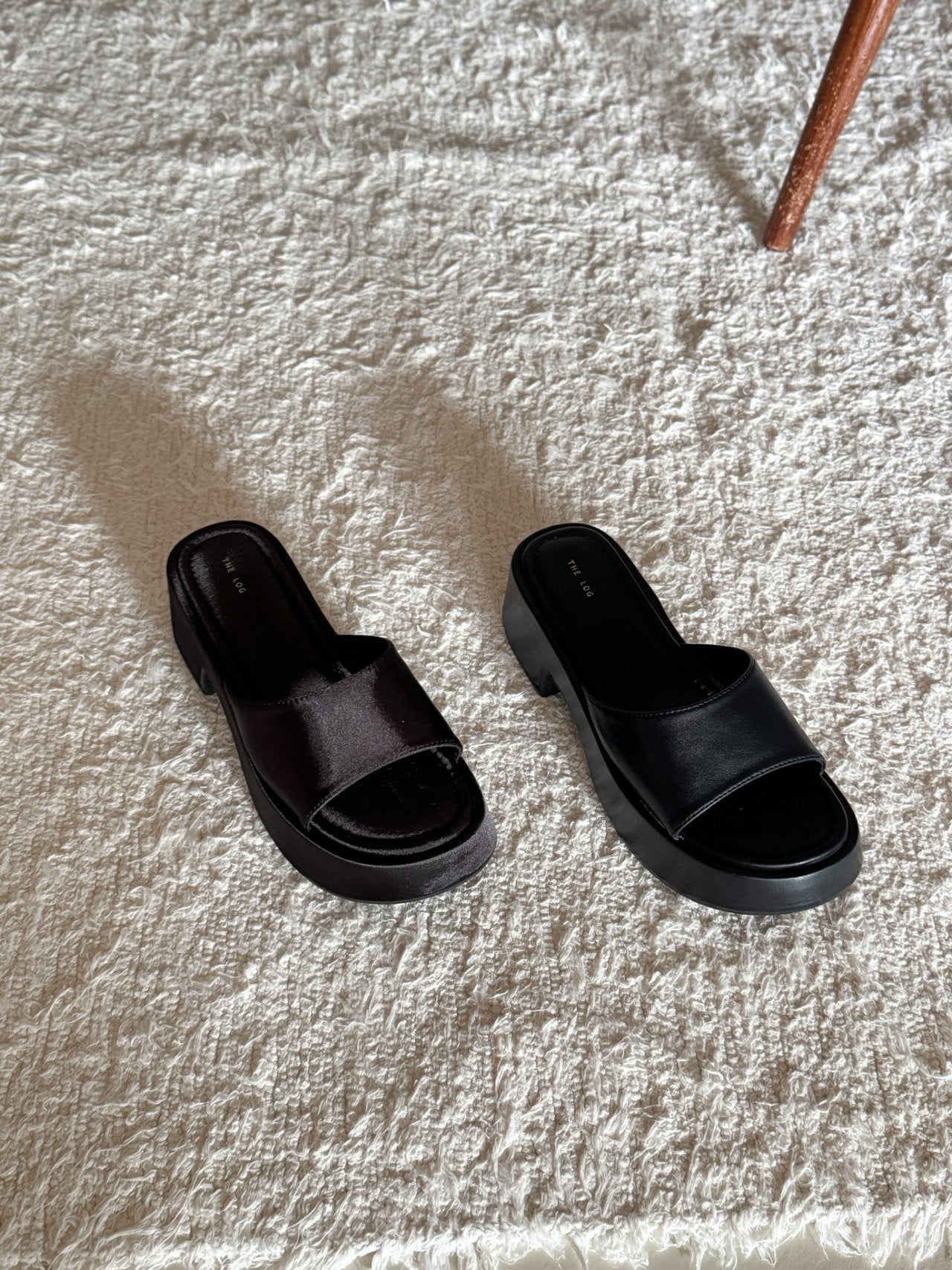 hoop slippers