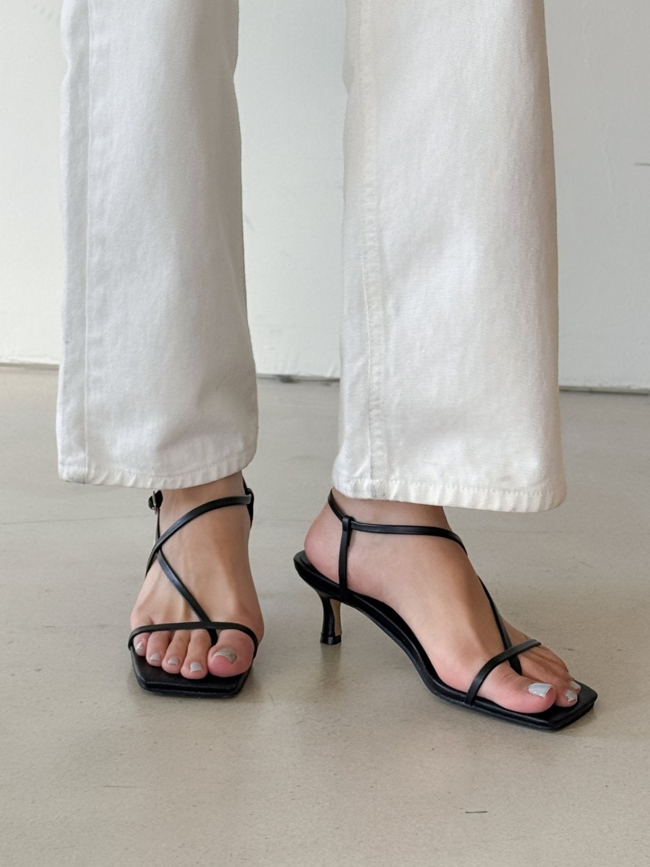 strap camellia sandals