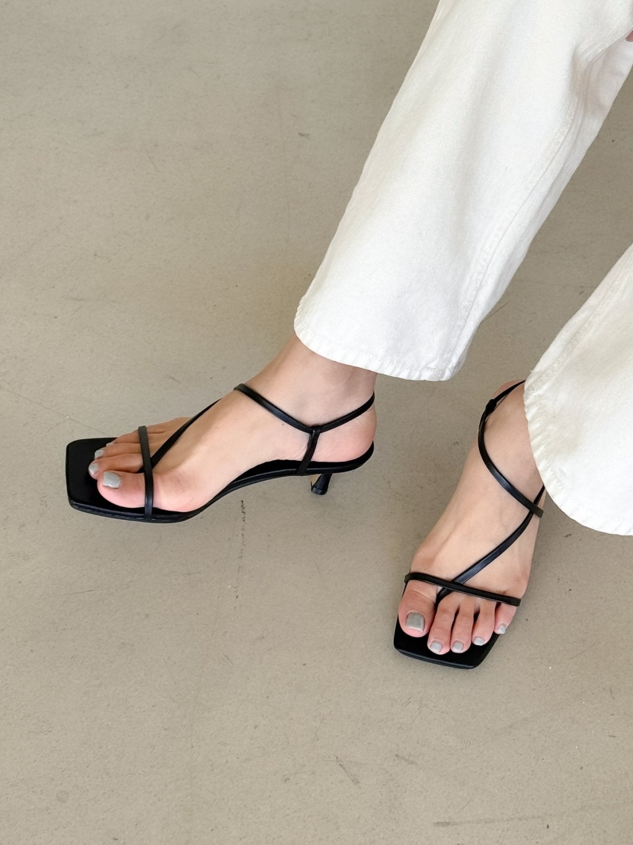 strap camellia sandals