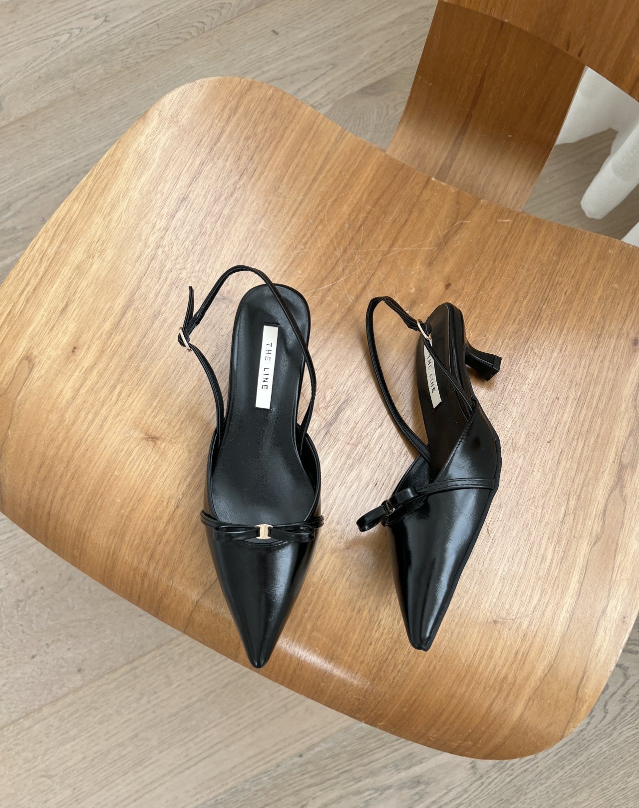 ribbon sling back