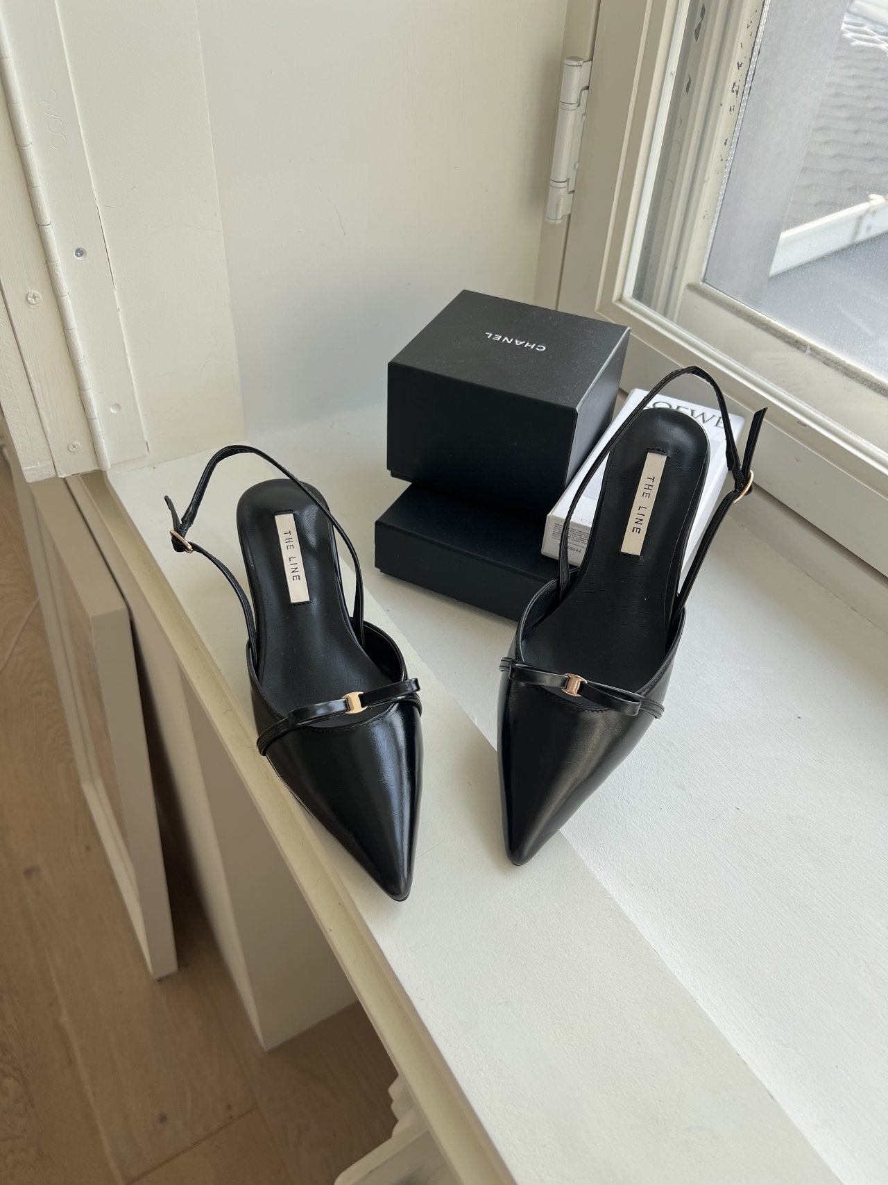 ribbon sling back
