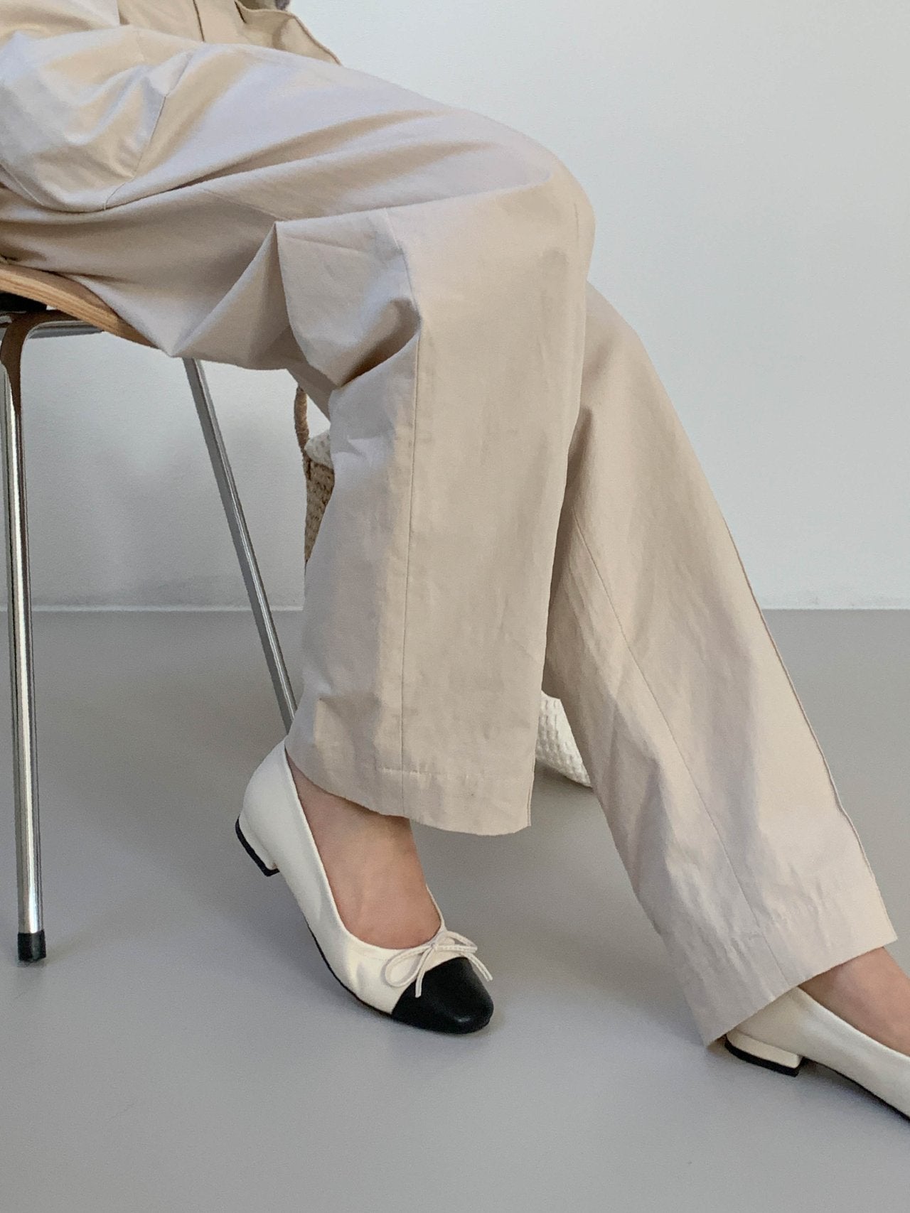 Two-tone combi ribbon flat