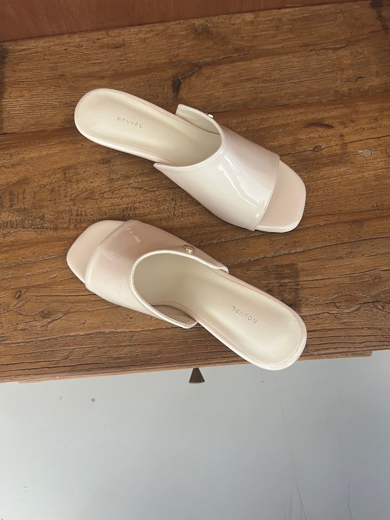 Anamel Mule Slippers