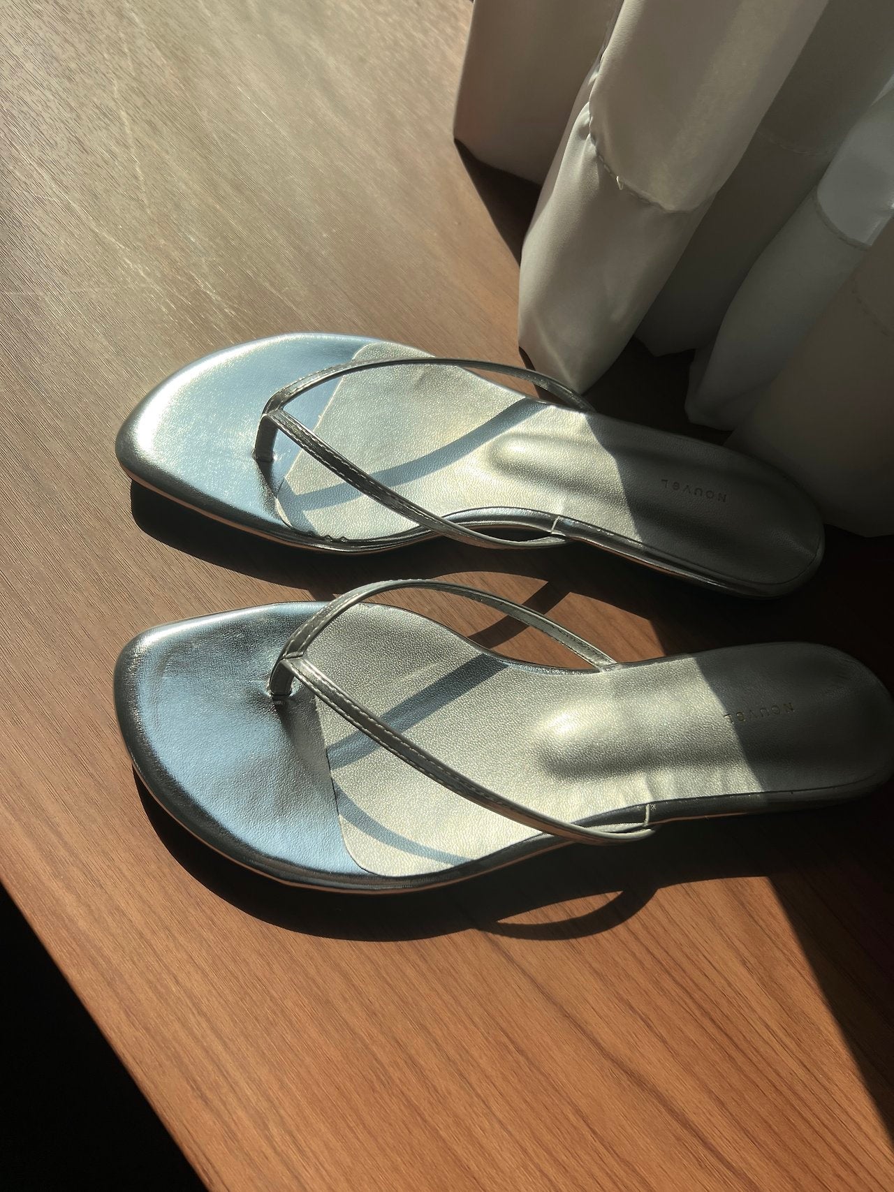 Enamel flip-flop Slippers