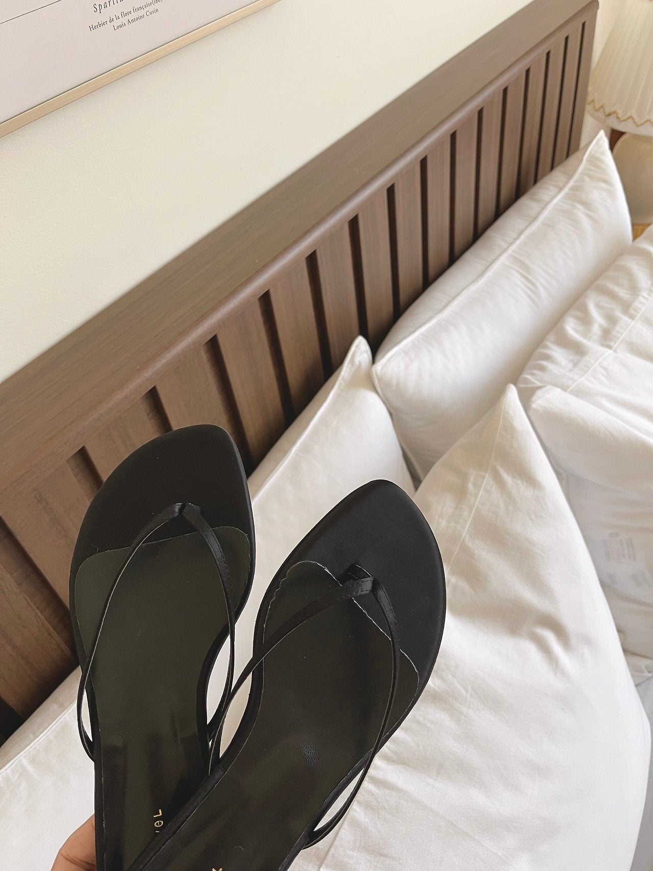 Enamel flip-flop Slippers