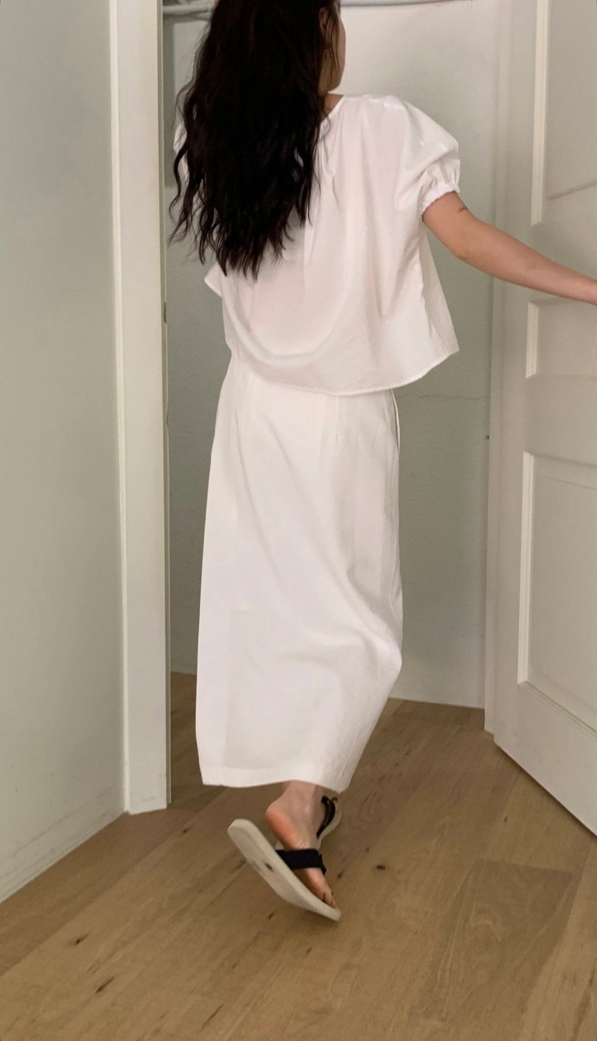 deondo lin pocket wrap skirt-2col