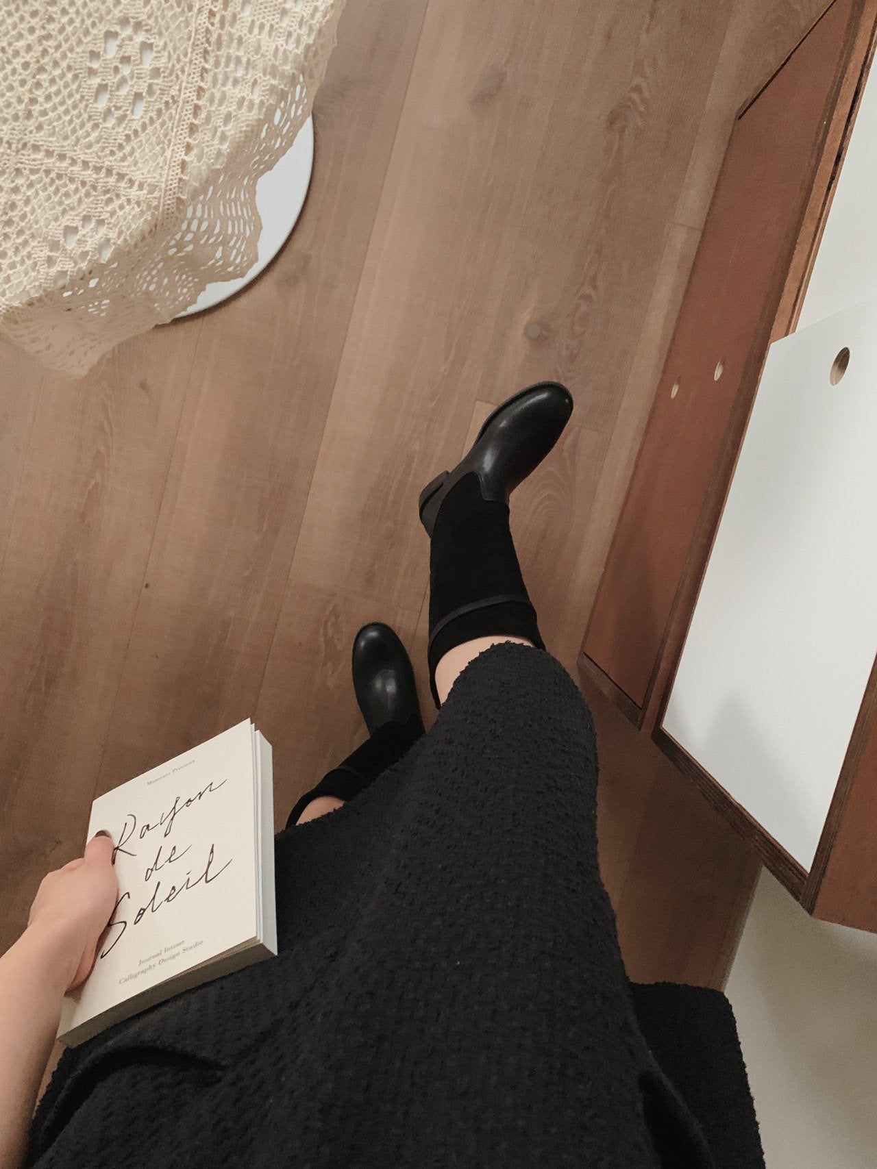 Hazel suede belted long boots-2col