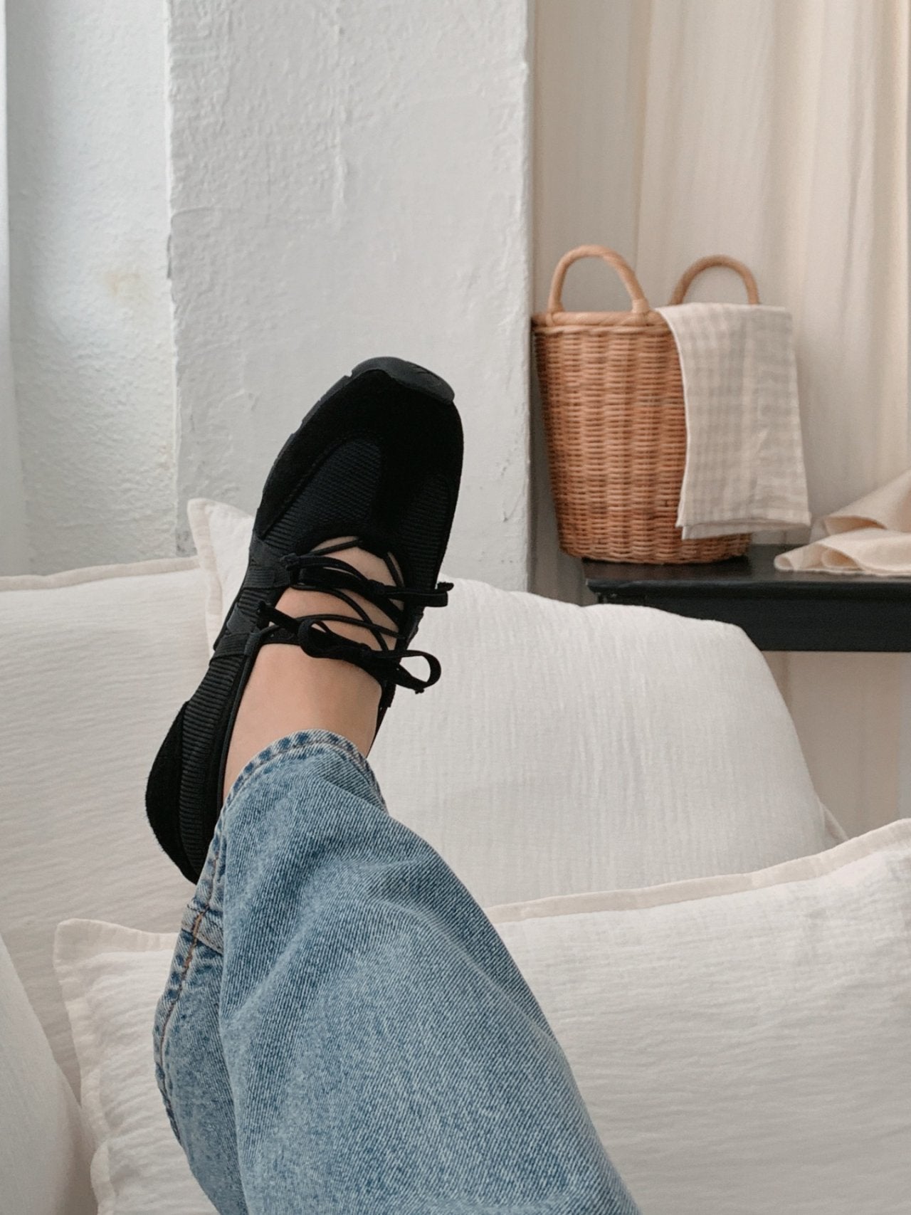 Ribbon Mood Sneakers-2col