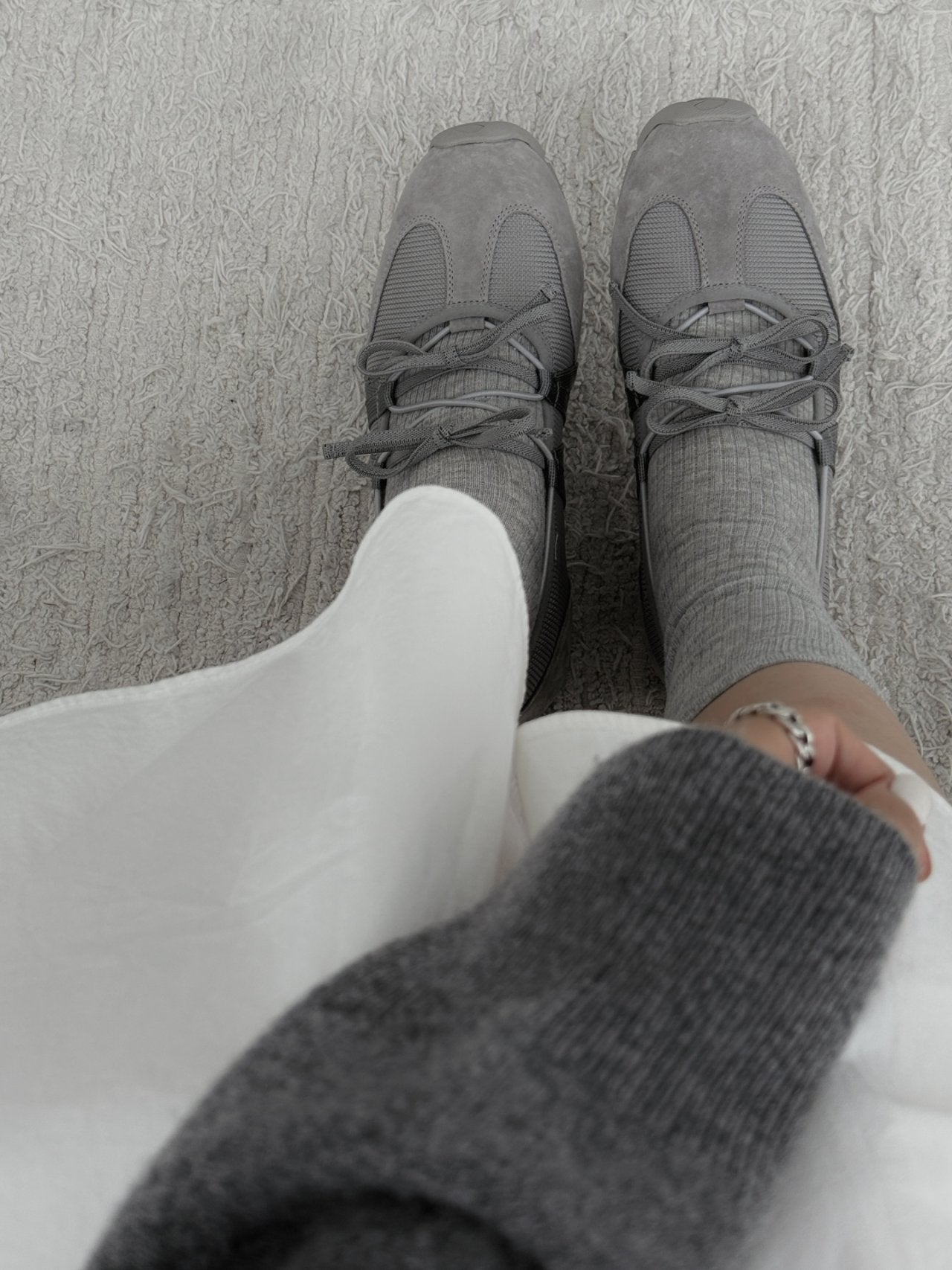 Ribbon Mood Sneakers-2col