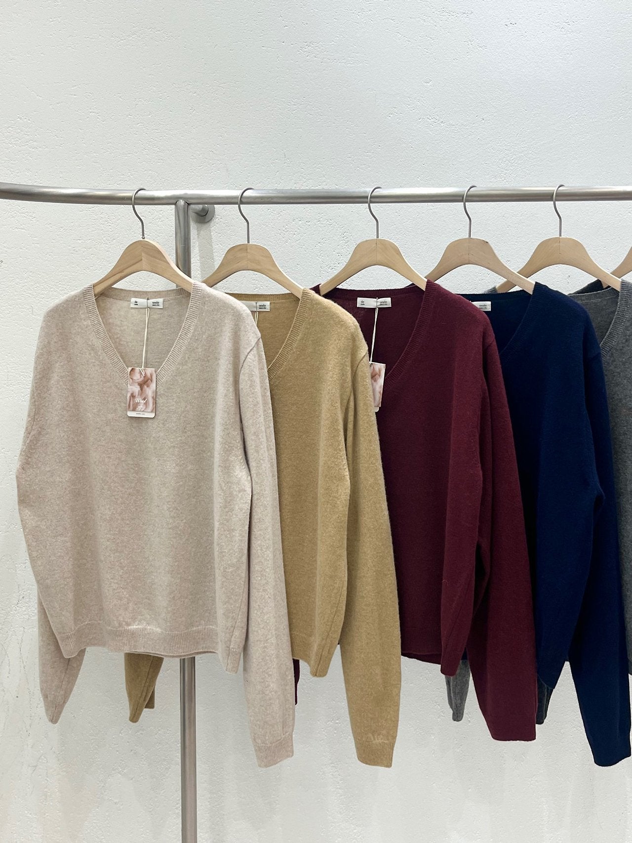 Deondo fine wool v knit-6col