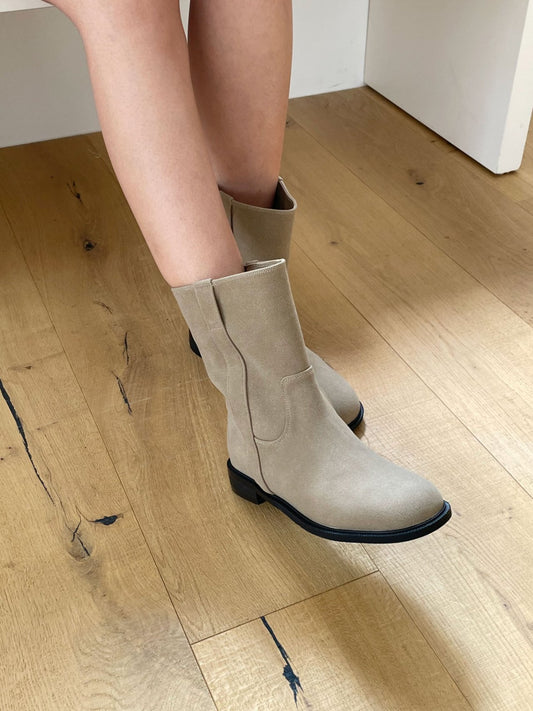 Daily Suede Middle Boots