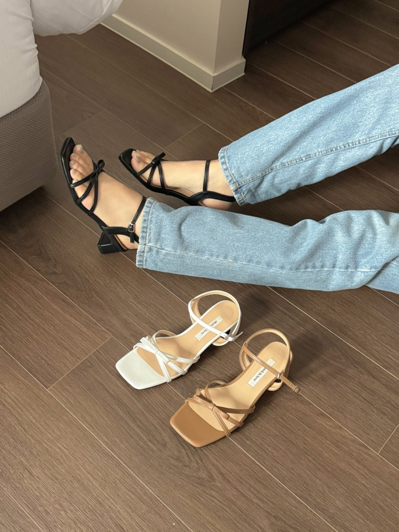 Elin Ribbon Sandal