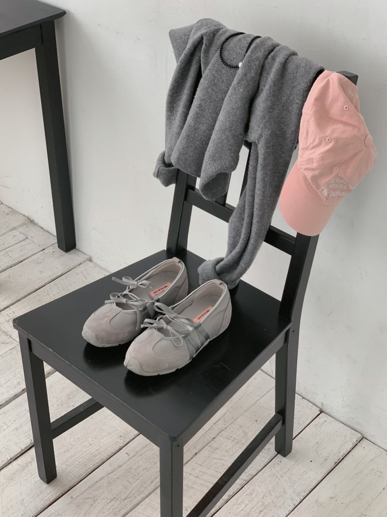 Ribbon Mood Sneakers-2col