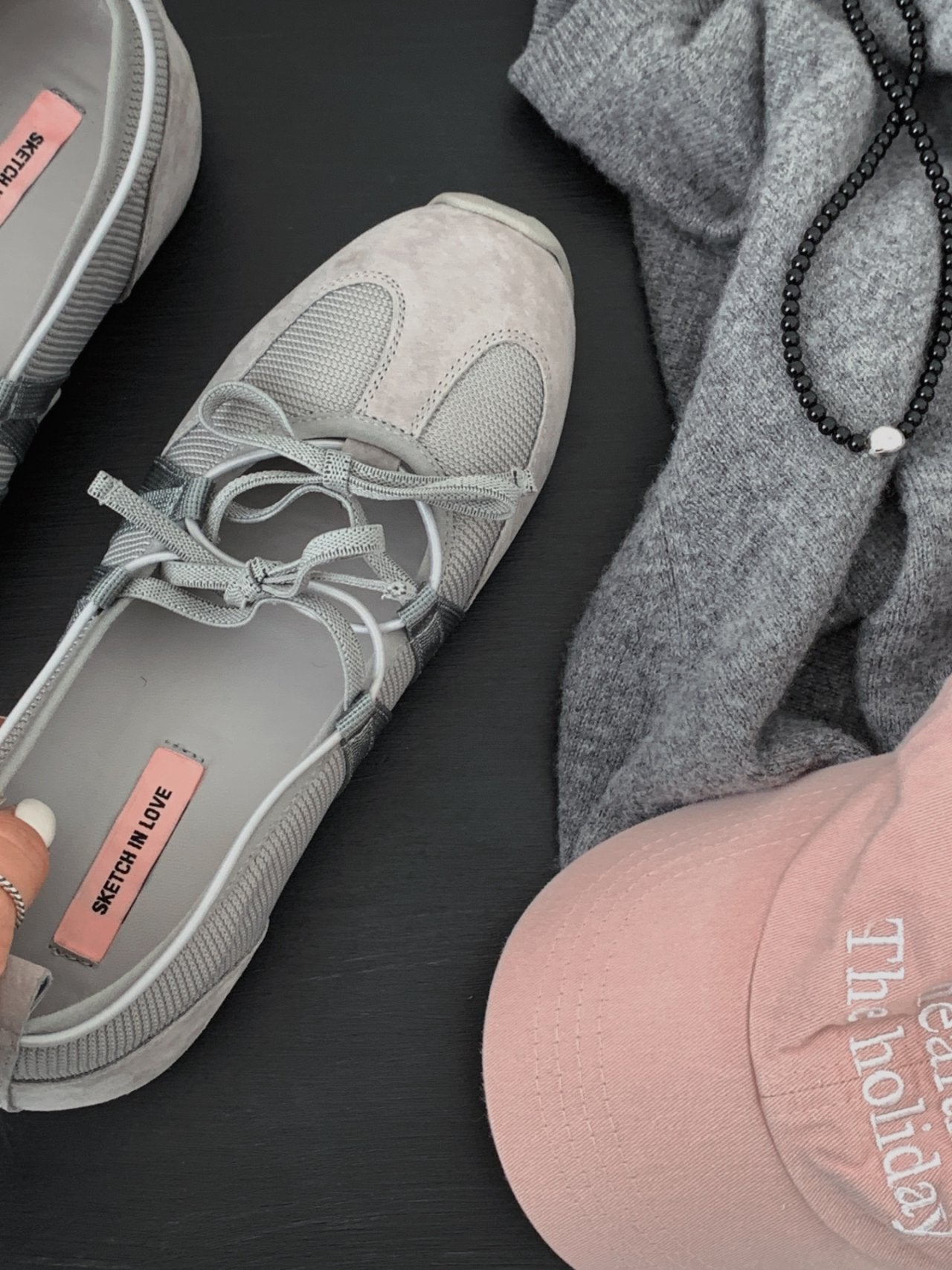 Ribbon Mood Sneakers-2col