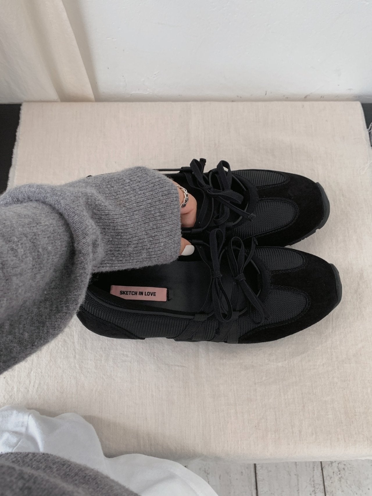 Ribbon Mood Sneakers-2col