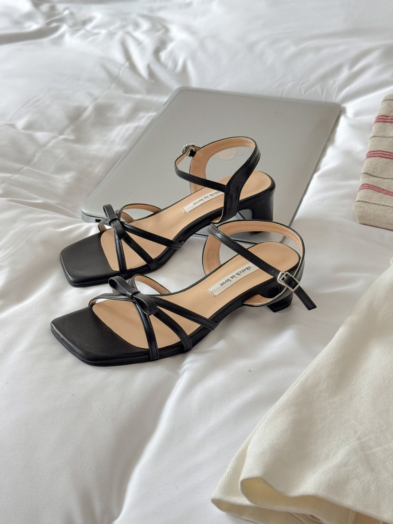 Elin Ribbon Sandal
