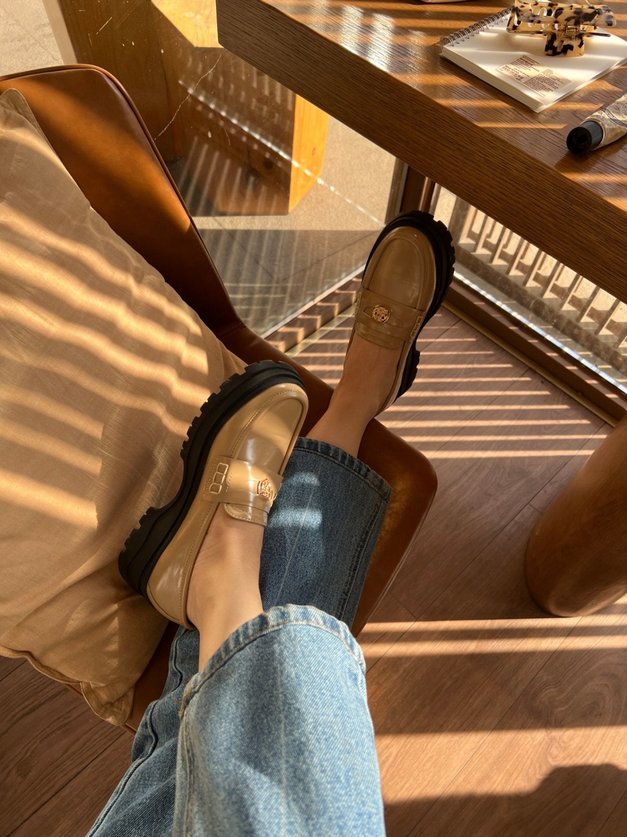 Boen platform button loafers