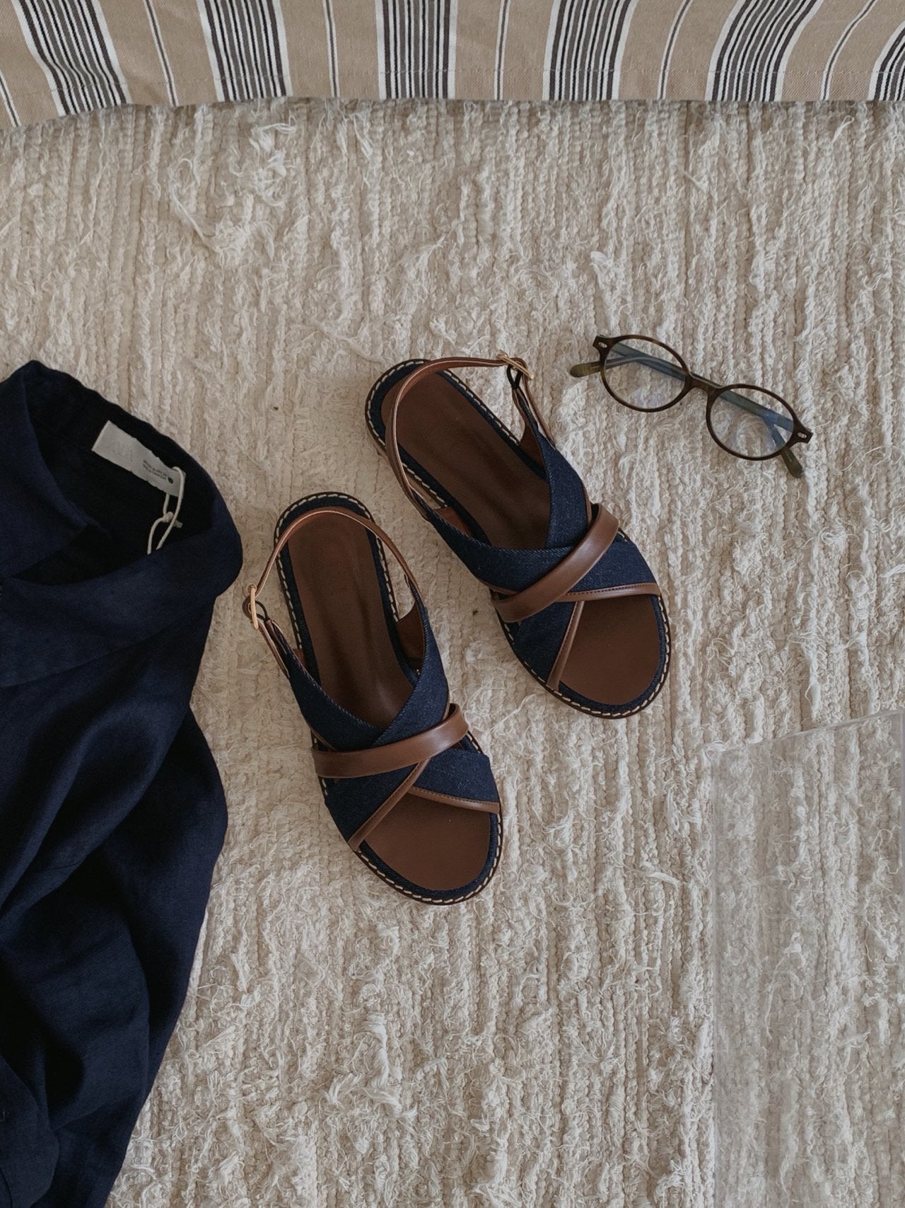 Canvas X-strap Sandal