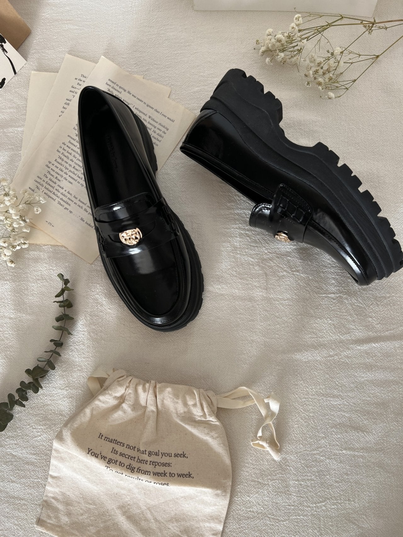 Boen platform button loafers