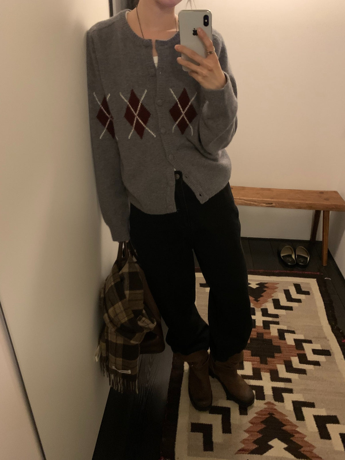 Argyle cardigan-3col