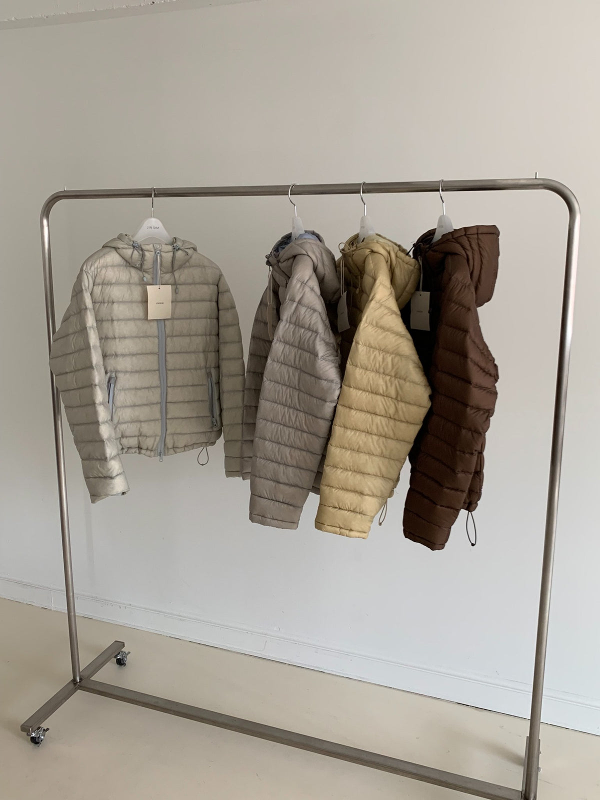 sheer shell down jacket-4col