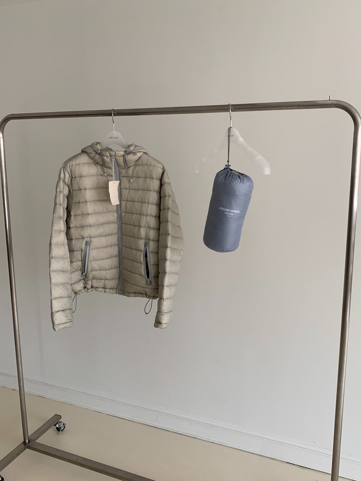 sheer shell down jacket-4col