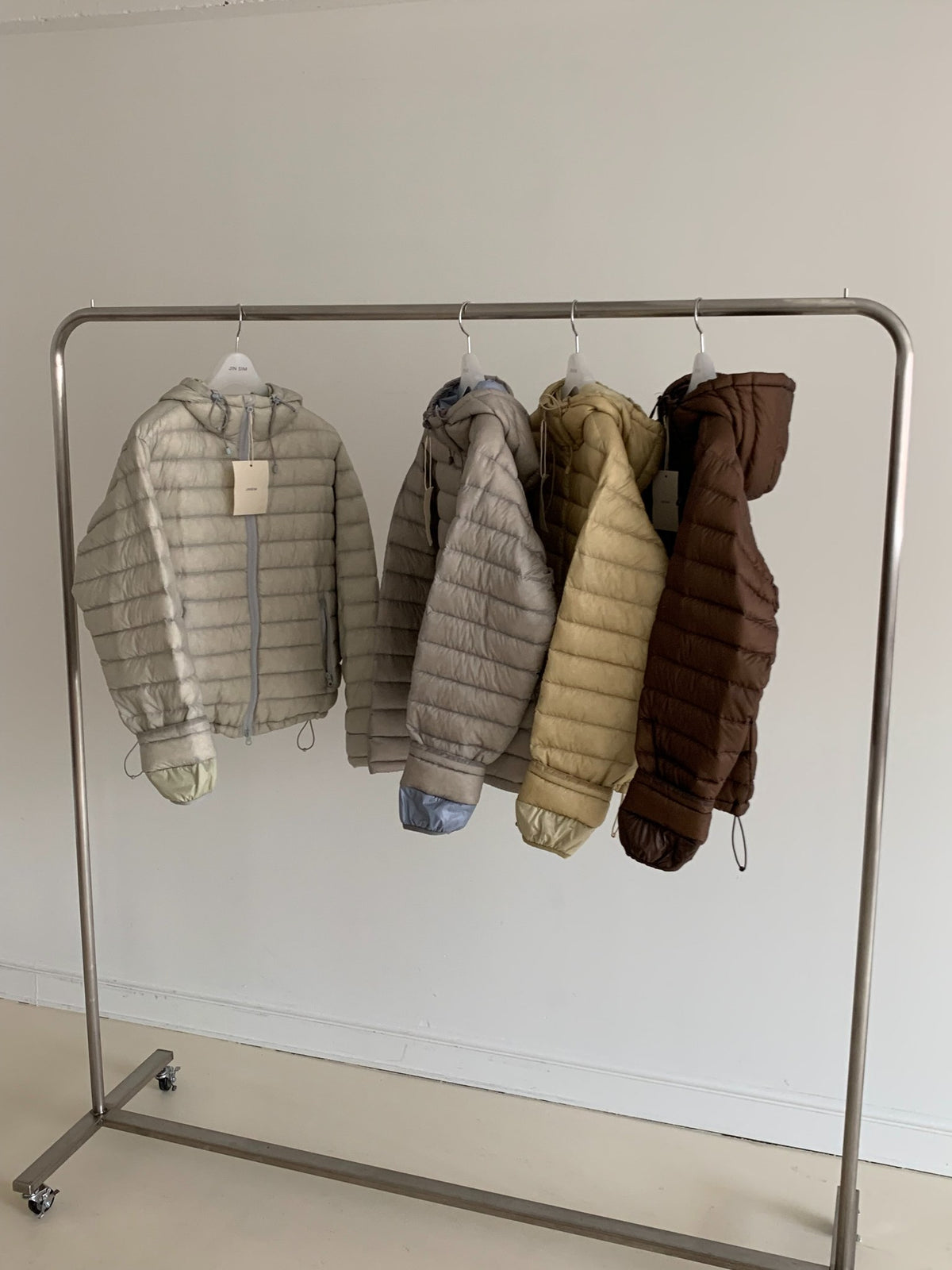 sheer shell down jacket-4col