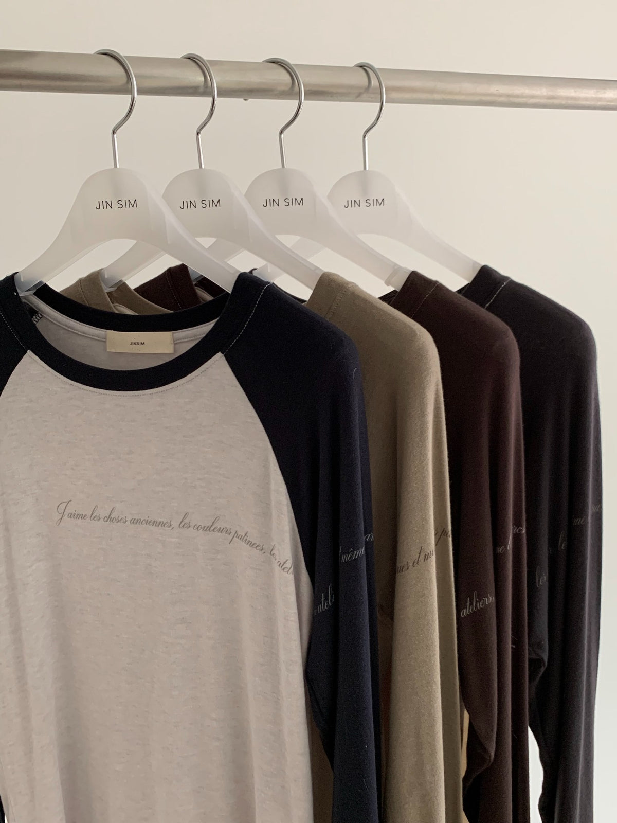lettering raglan T-4col