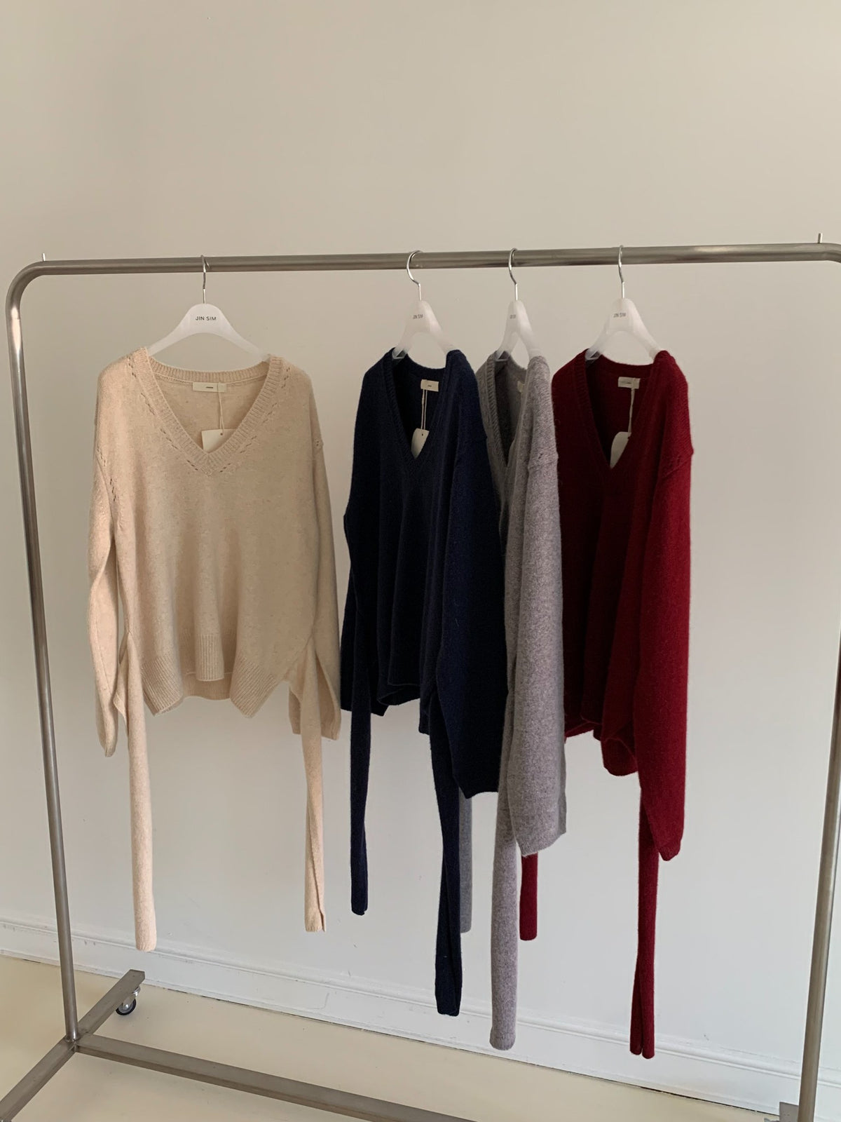 mile v-neck knit-4col