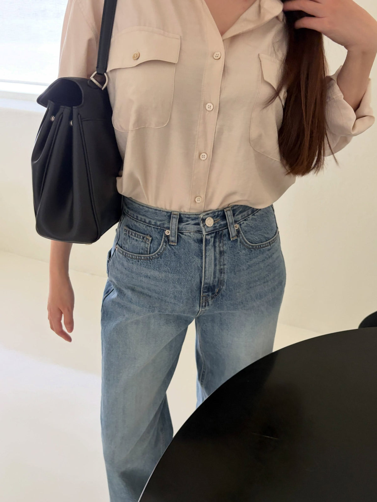 ️ 162 rear incision denim